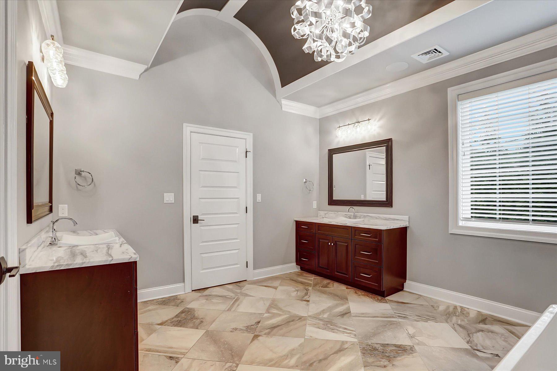 PINEHURST HILLS - Residential