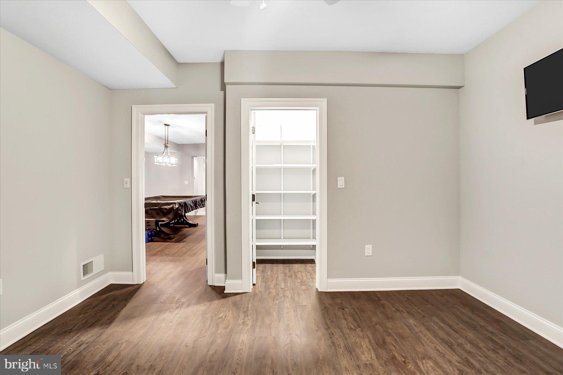 PINEHURST HILLS - Residential