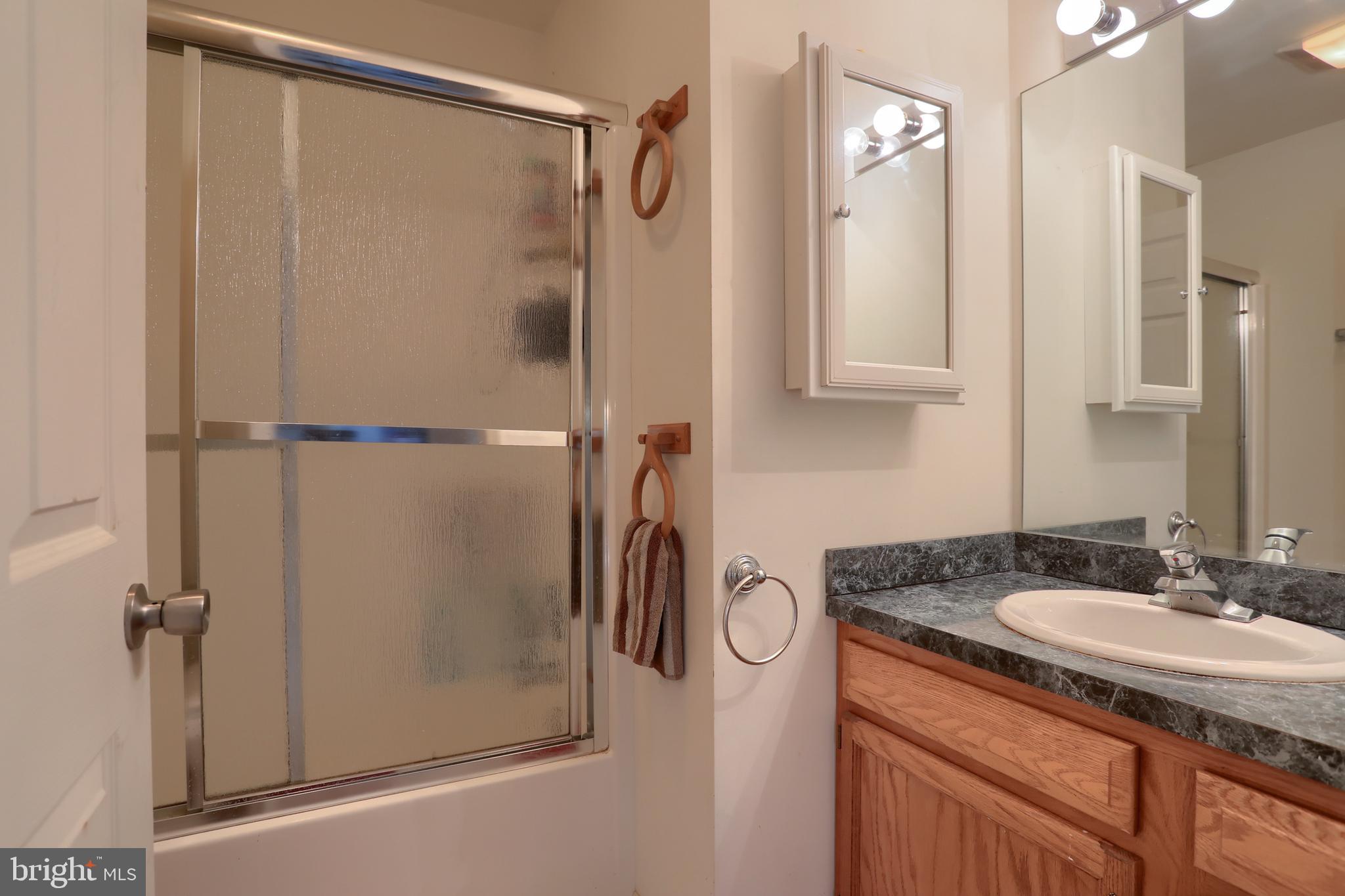 WOODSIDE - Residential