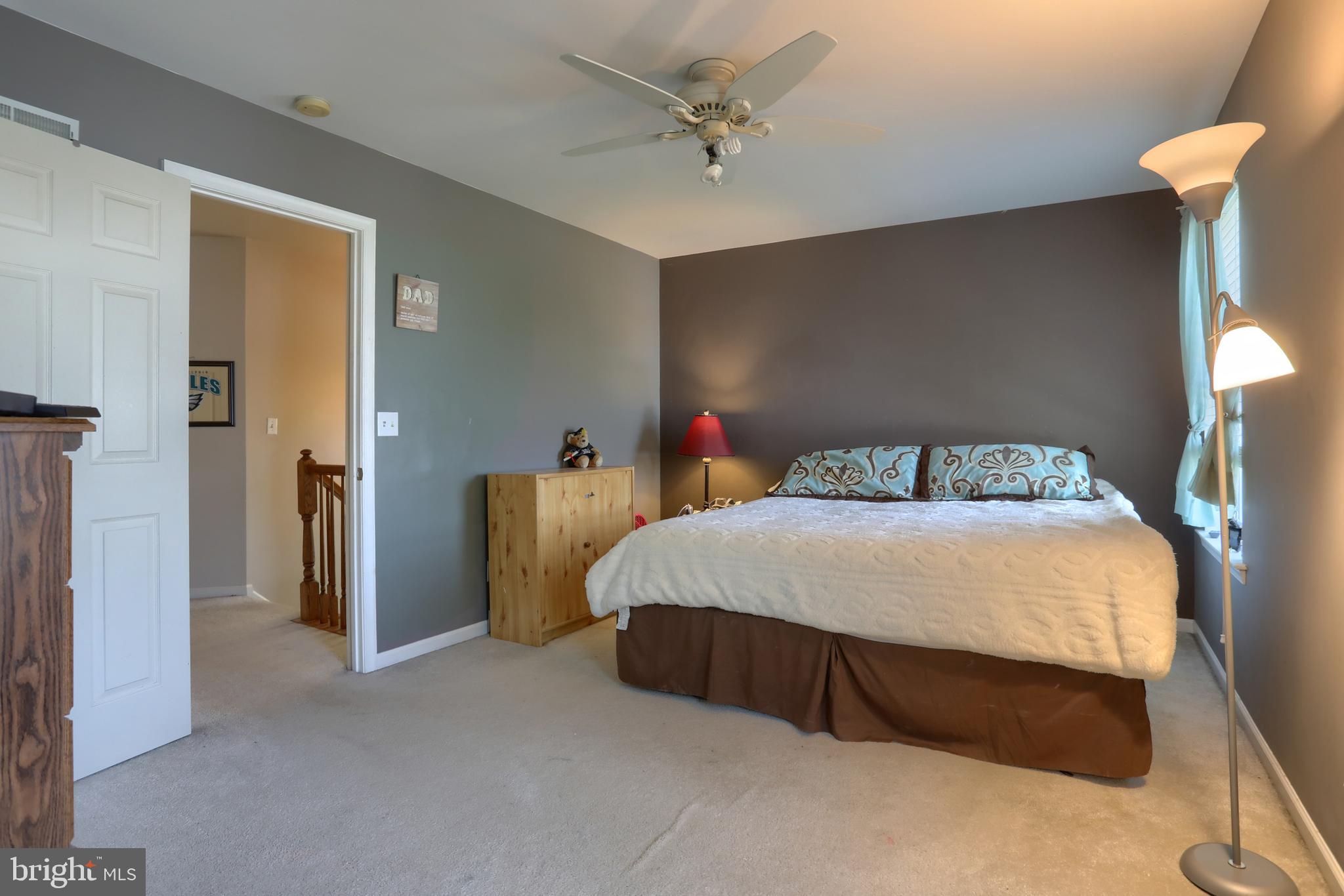 WOODSIDE - Residential