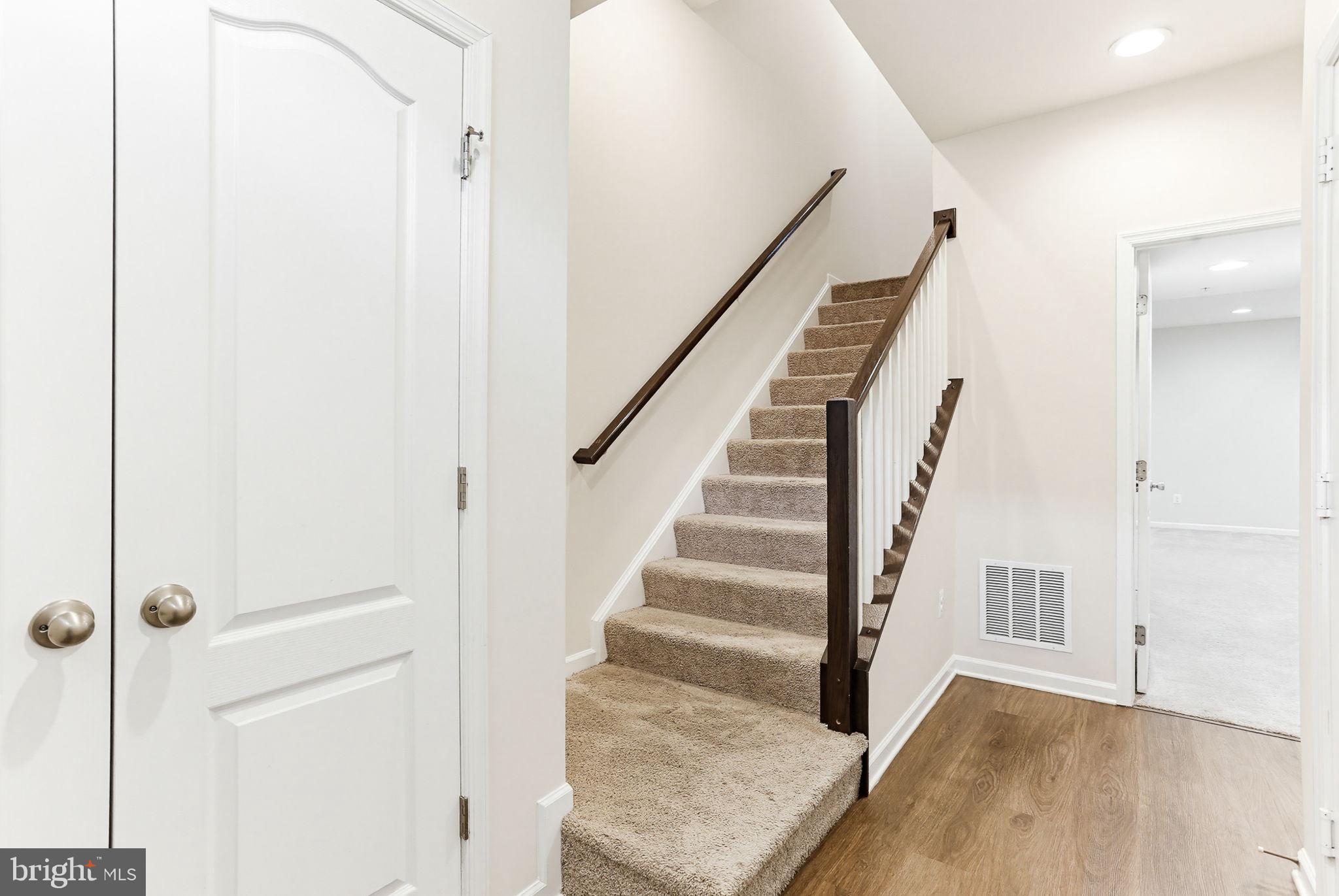 1016 HIGHPOINT TRAIL