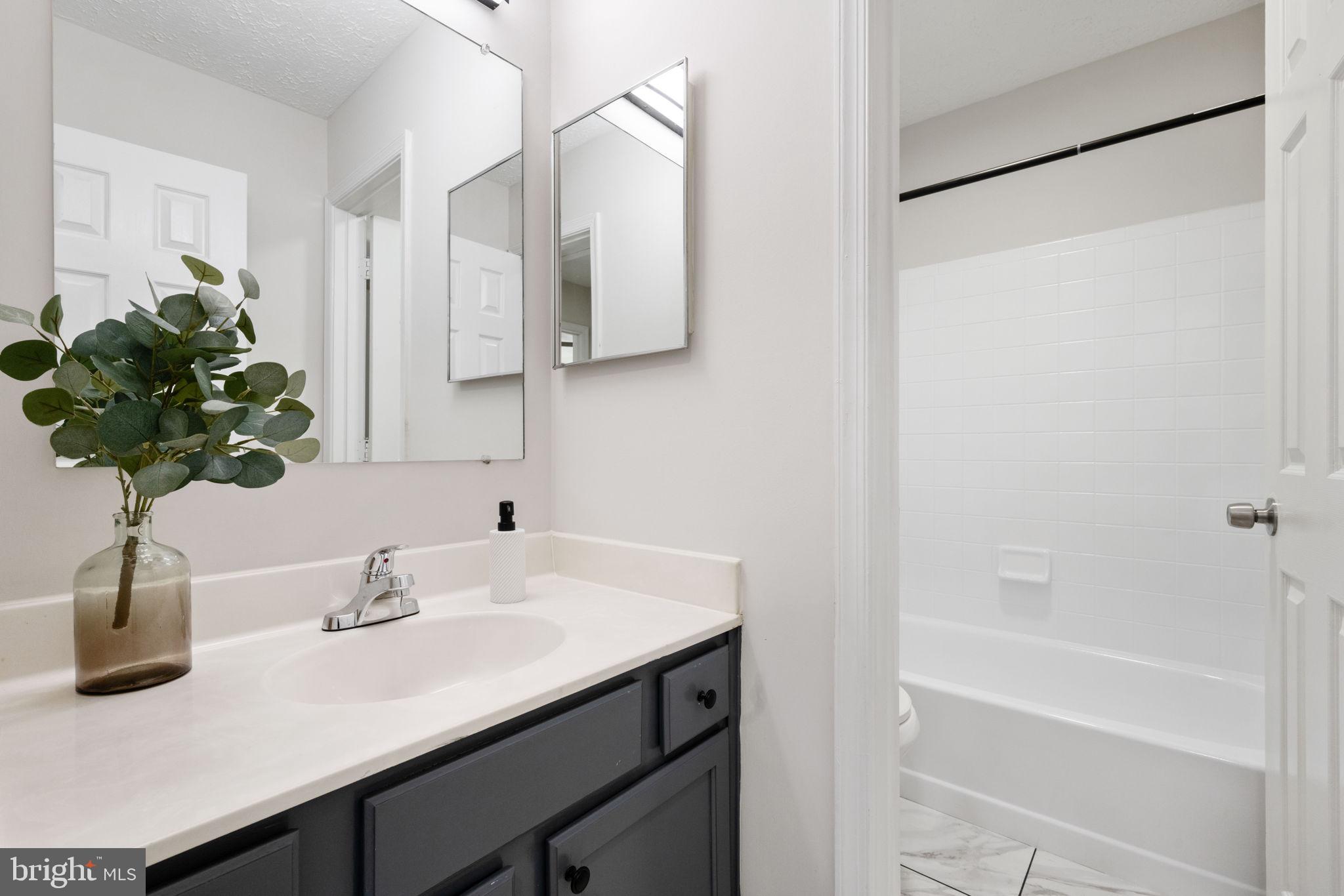 ST CHARLES DORCHESTER - Residential