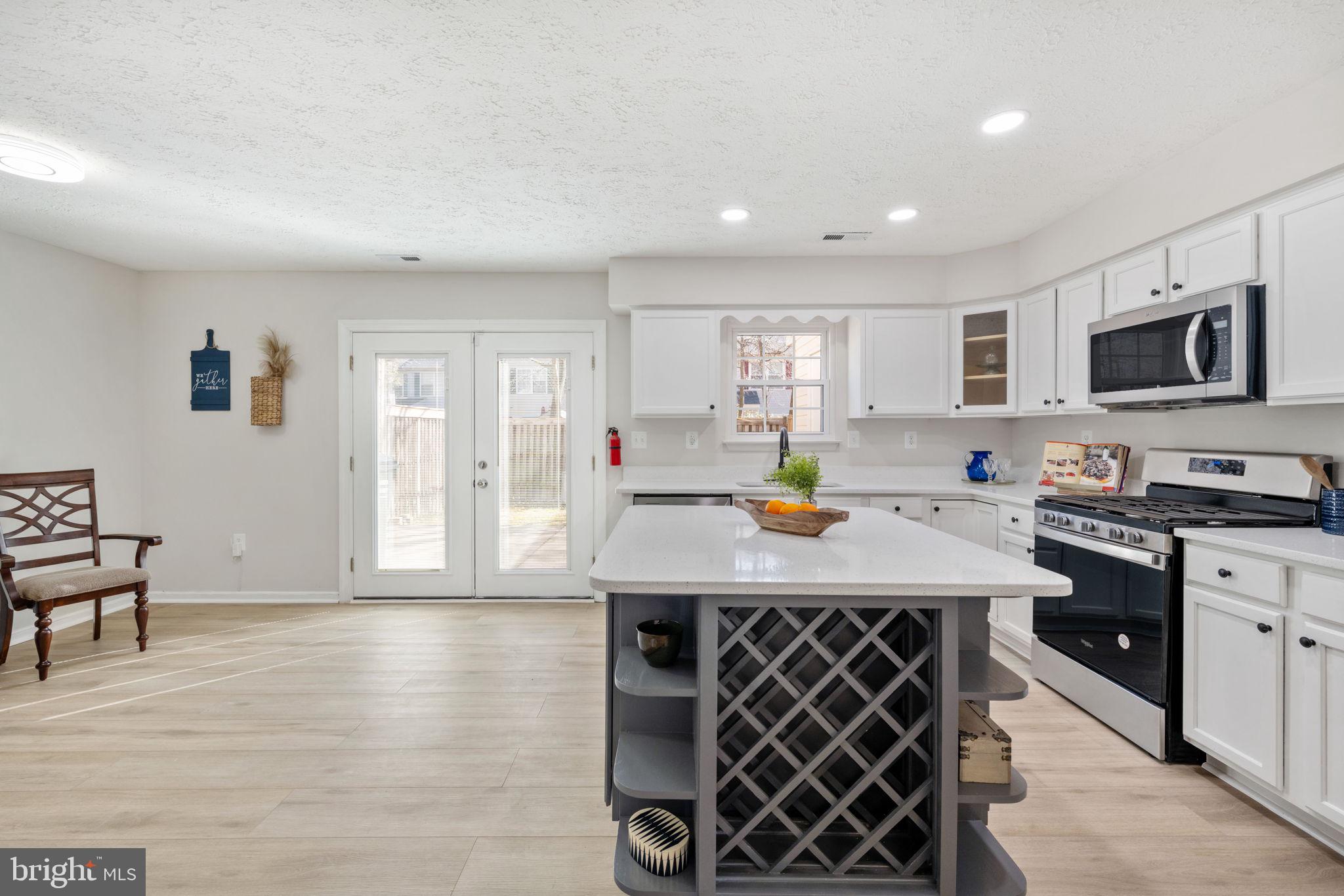 ST CHARLES DORCHESTER - Residential