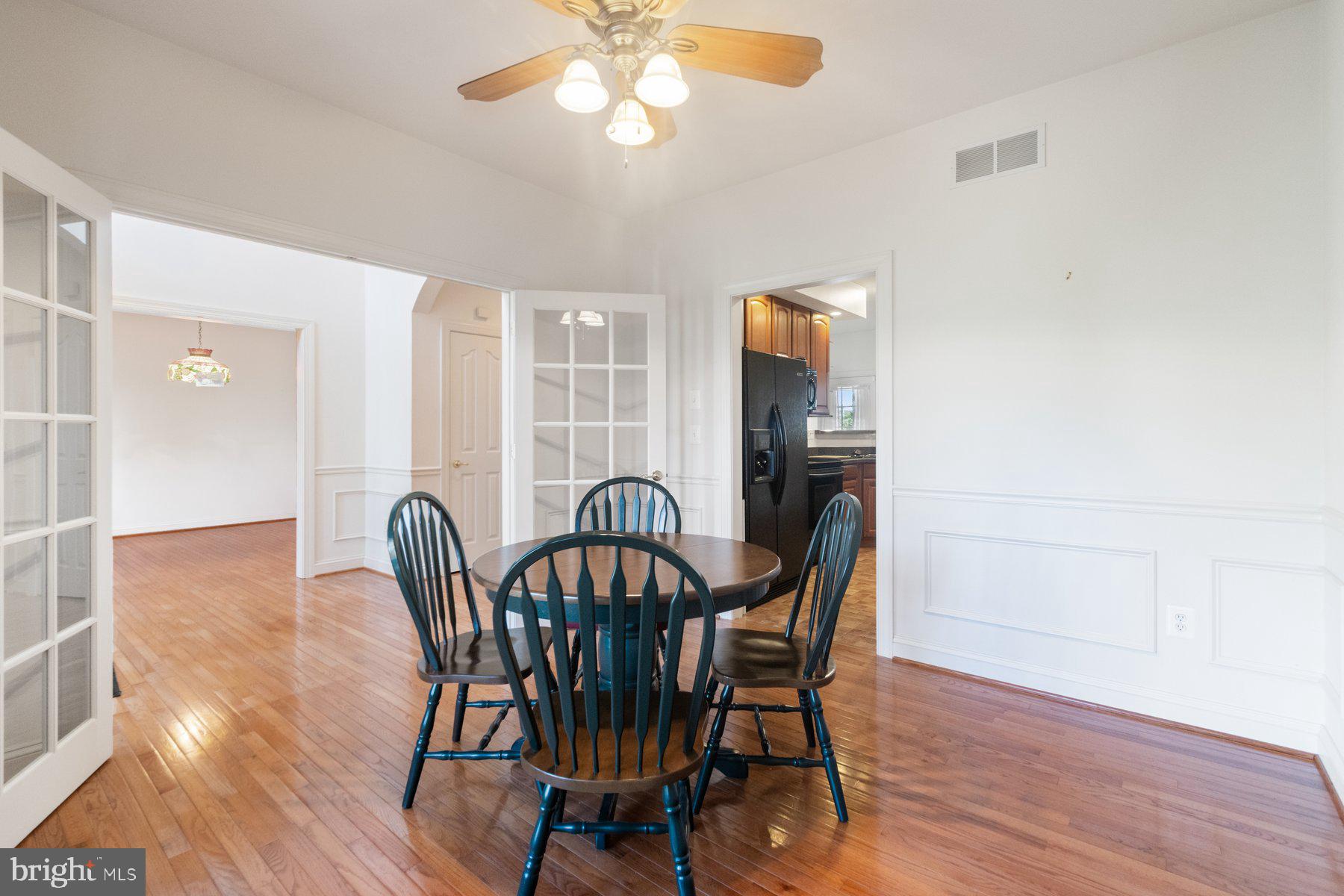 EAGLES GROVE - Residential