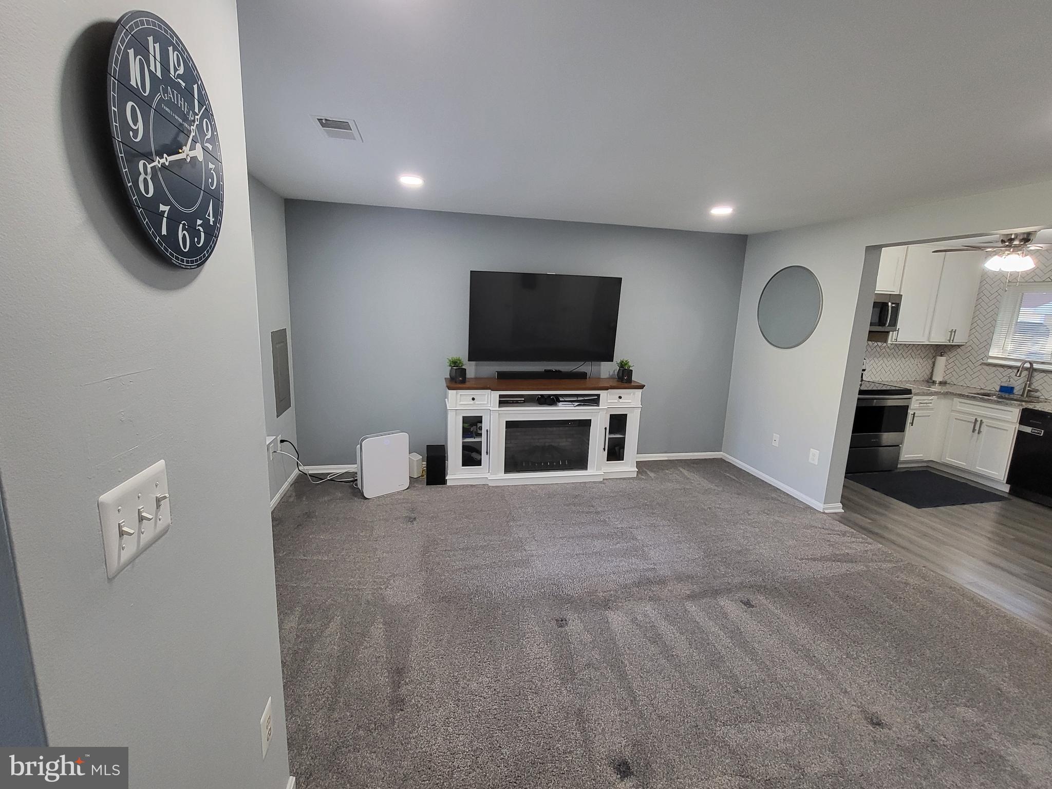 ST CHARLES HUNTINGTON - Residential