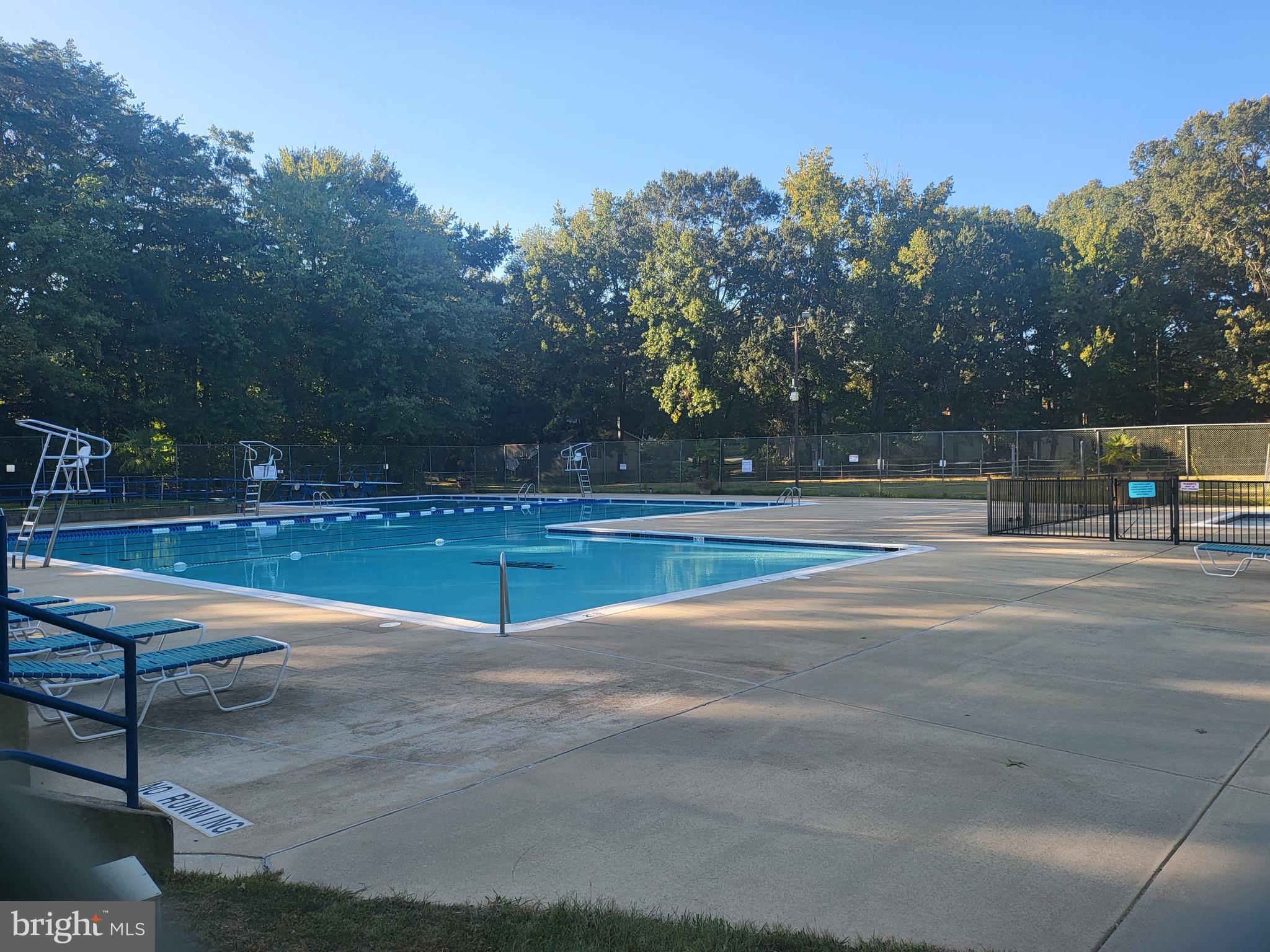 ST CHARLES HUNTINGTON - Residential