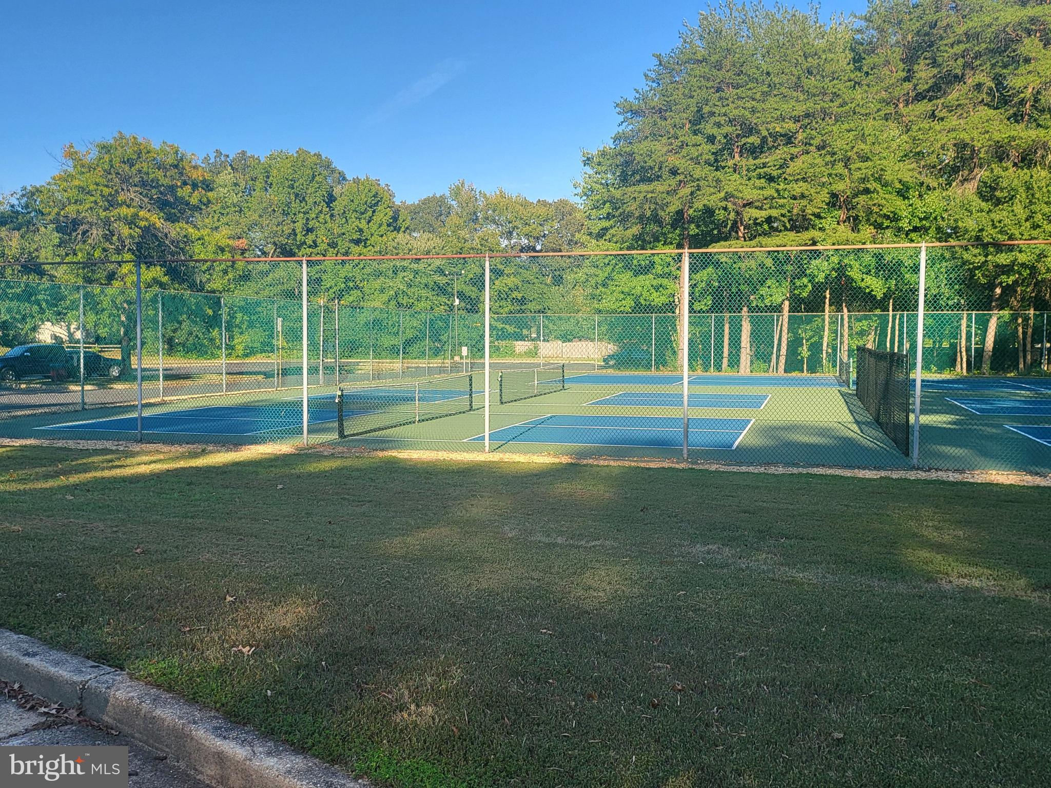 ST CHARLES HUNTINGTON - Residential