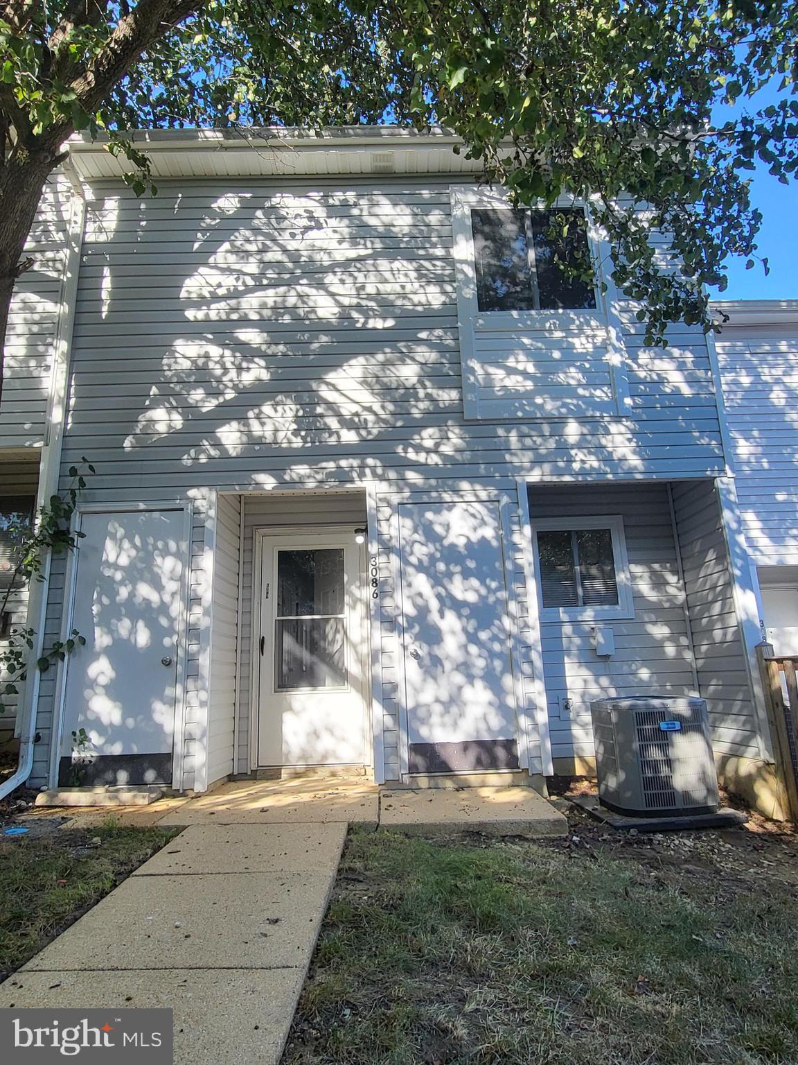 ST CHARLES HUNTINGTON - Residential