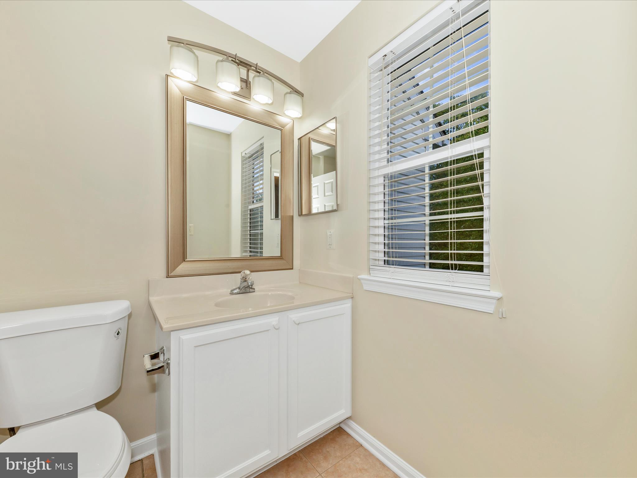 KINGSVIEW VILLAGE - Residential