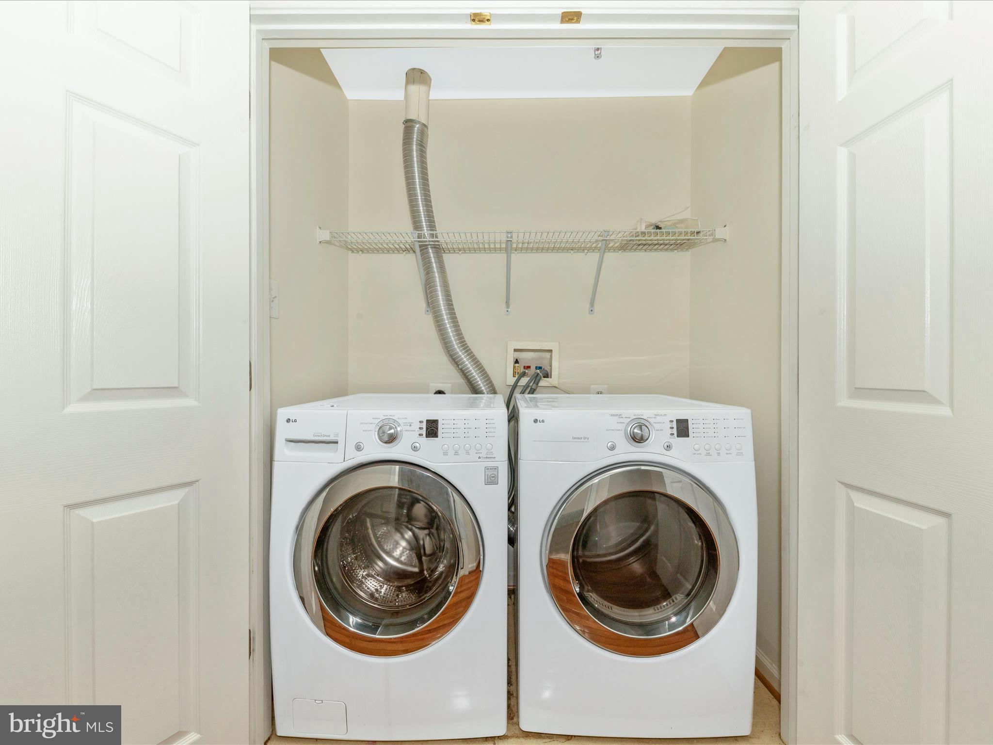 KINGSVIEW VILLAGE - Residential