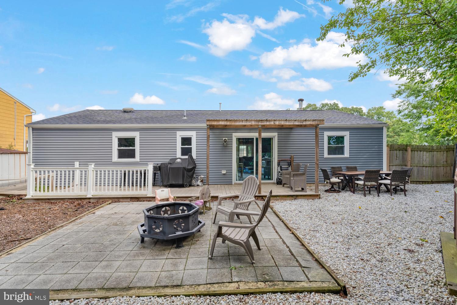 7 SPRUCE DRIVE