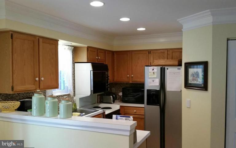 MAIN ST VILLAGE - Residential Lease