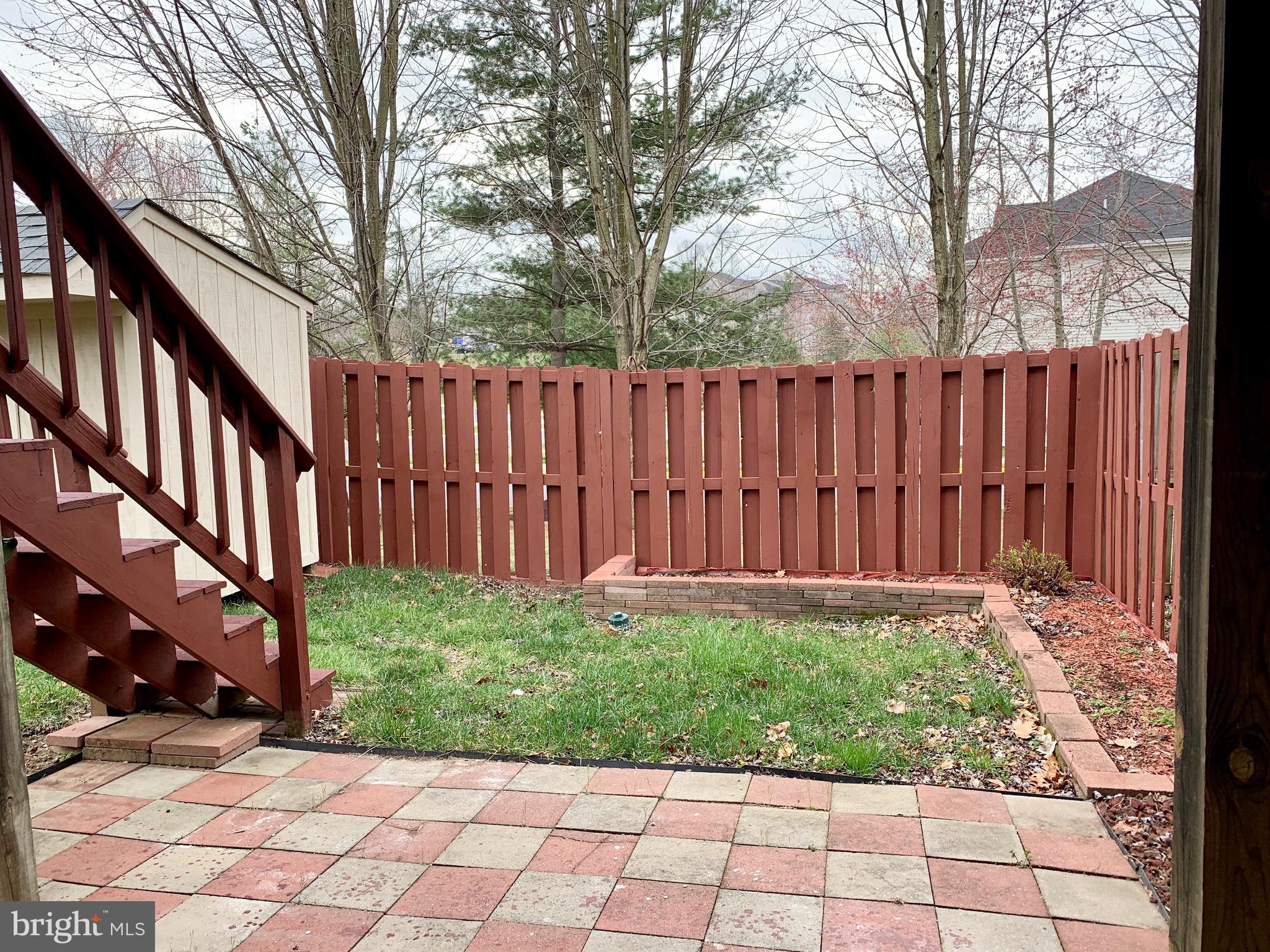 HAMPTON OAKS - Residential Lease