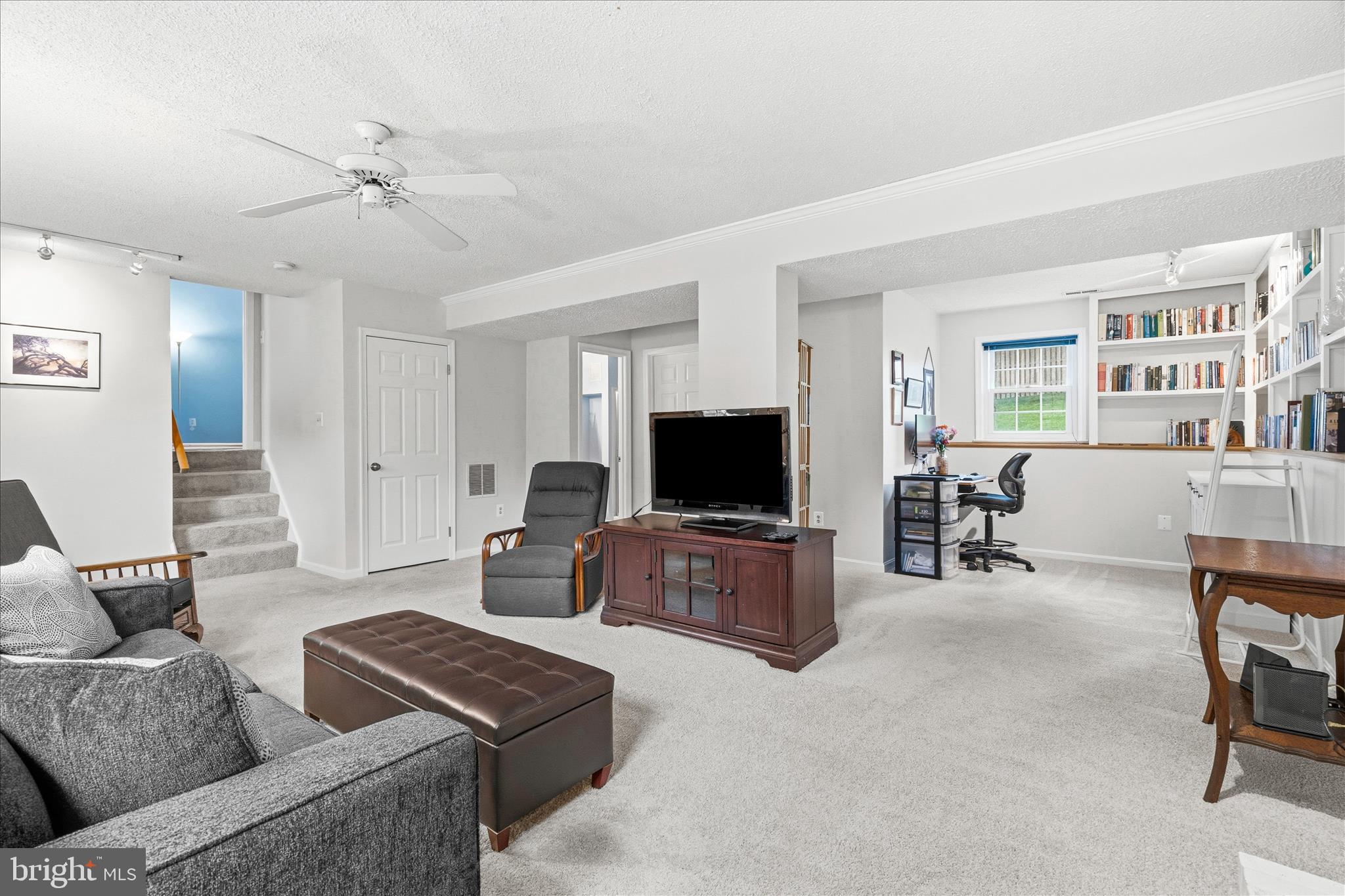 GOLF VIEW - Residential