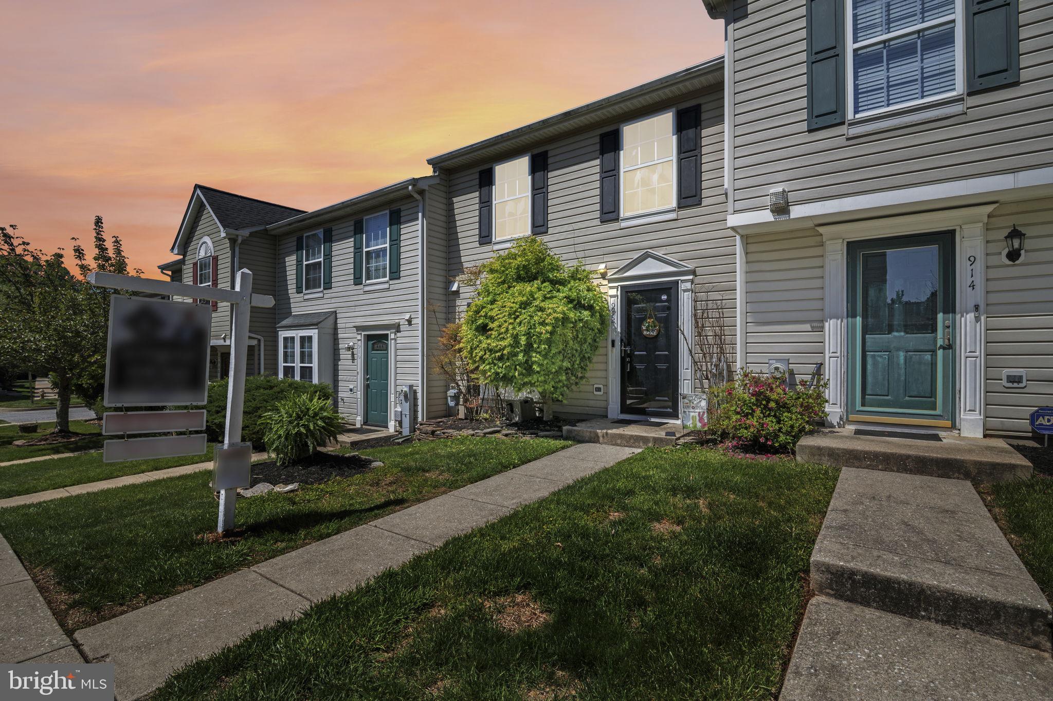 BRENTWOOD CONDO - Residential