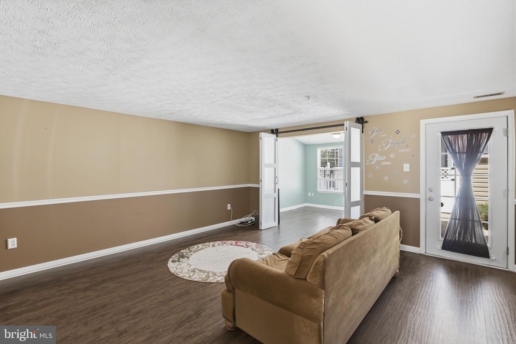 BRENTWOOD CONDO - Residential