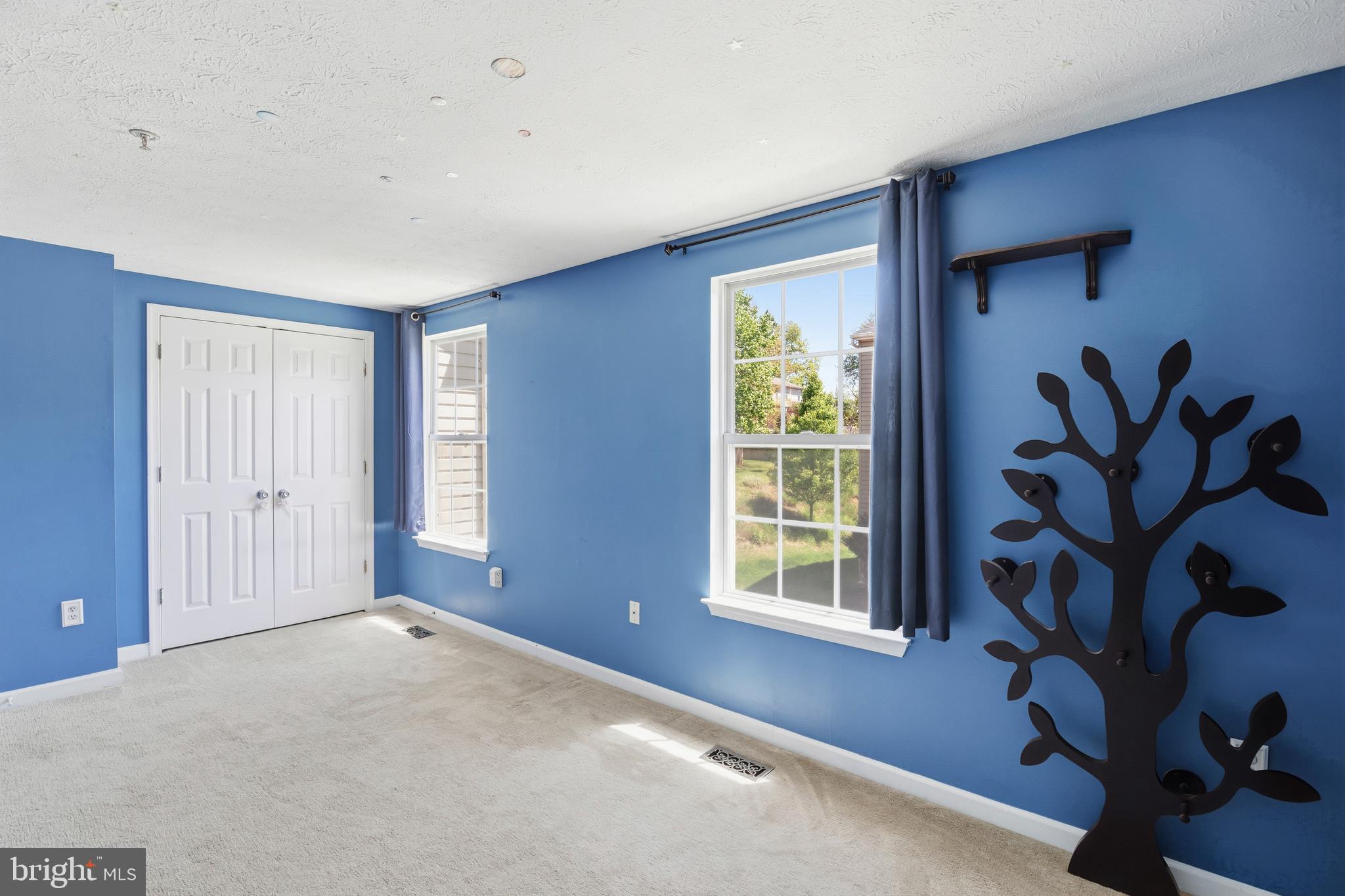 BRENTWOOD CONDO - Residential