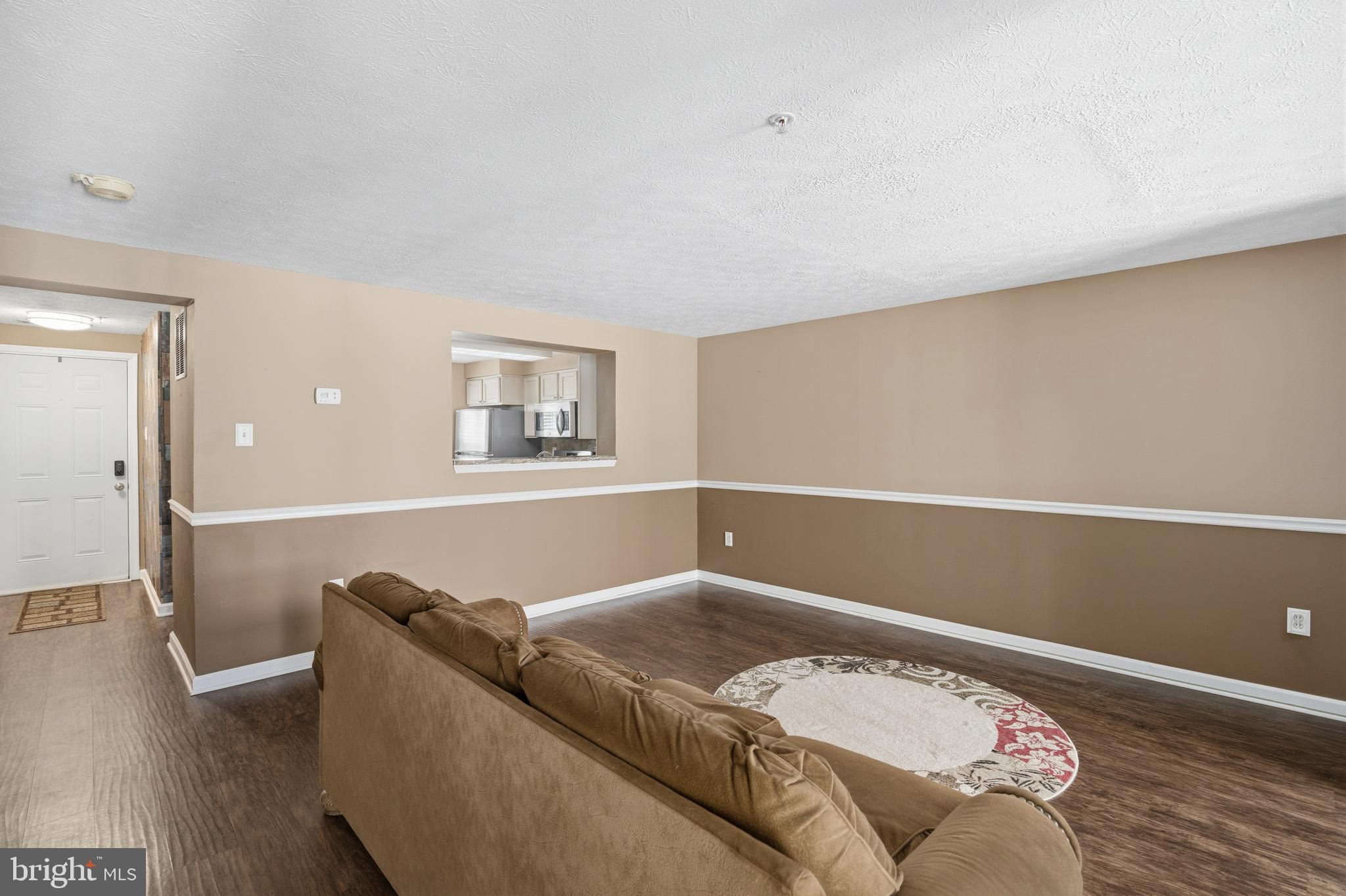 BRENTWOOD CONDO - Residential