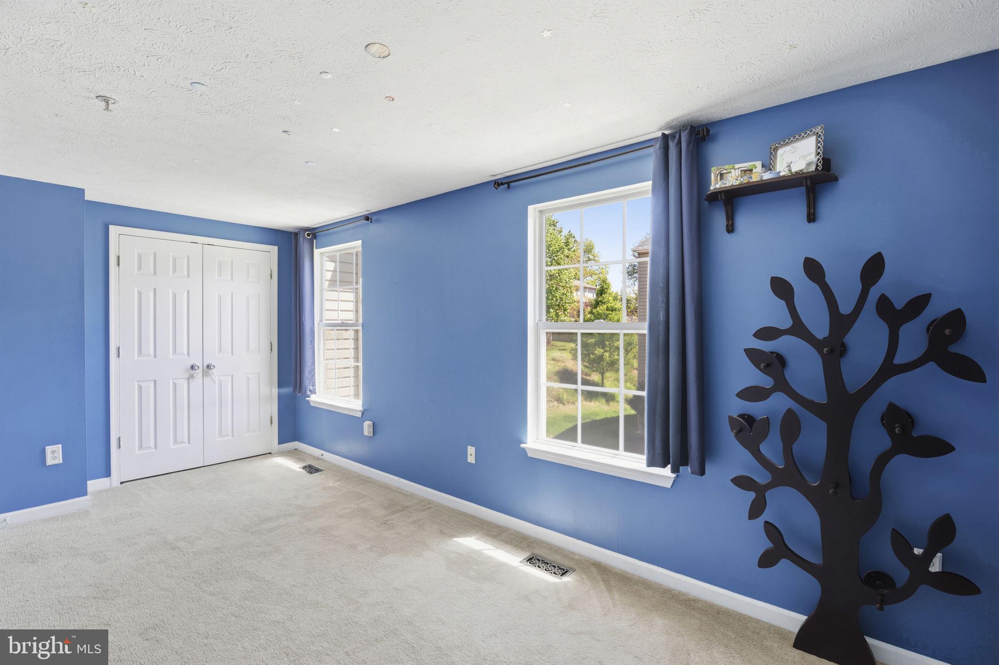 BRENTWOOD CONDO - Residential