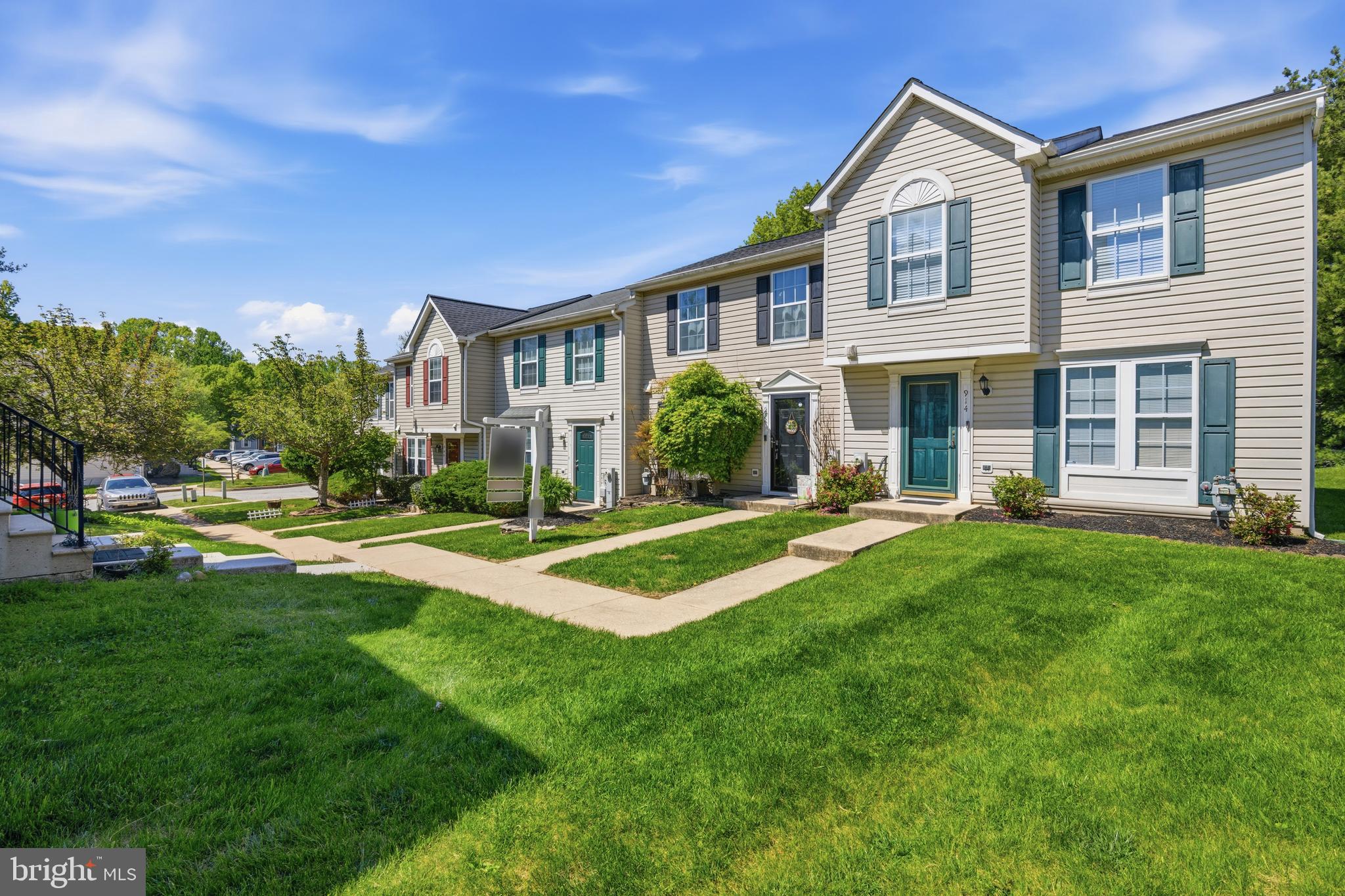 BRENTWOOD CONDO - Residential