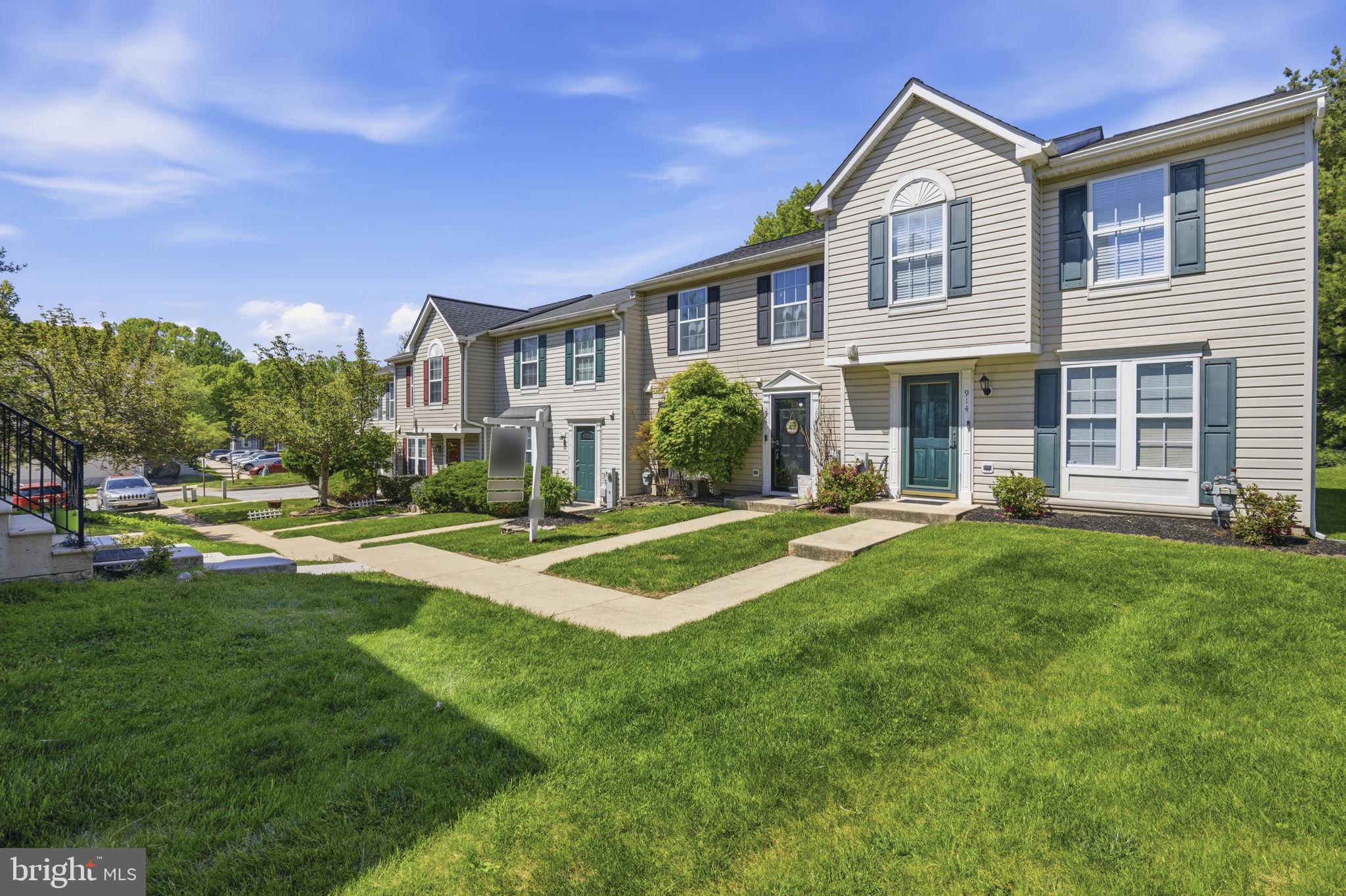 BRENTWOOD CONDO - Residential