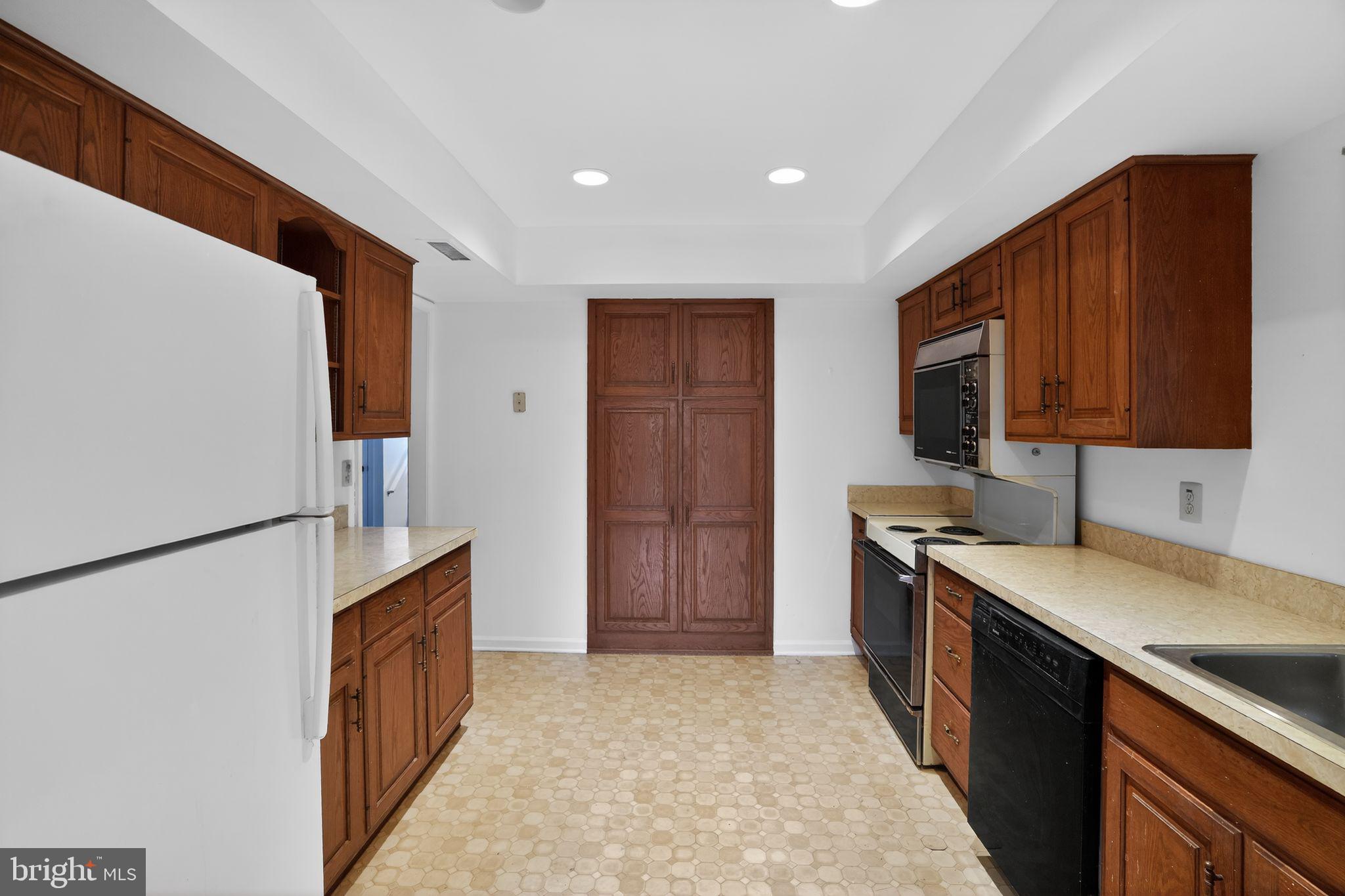 HERSHEYS MILL - Residential