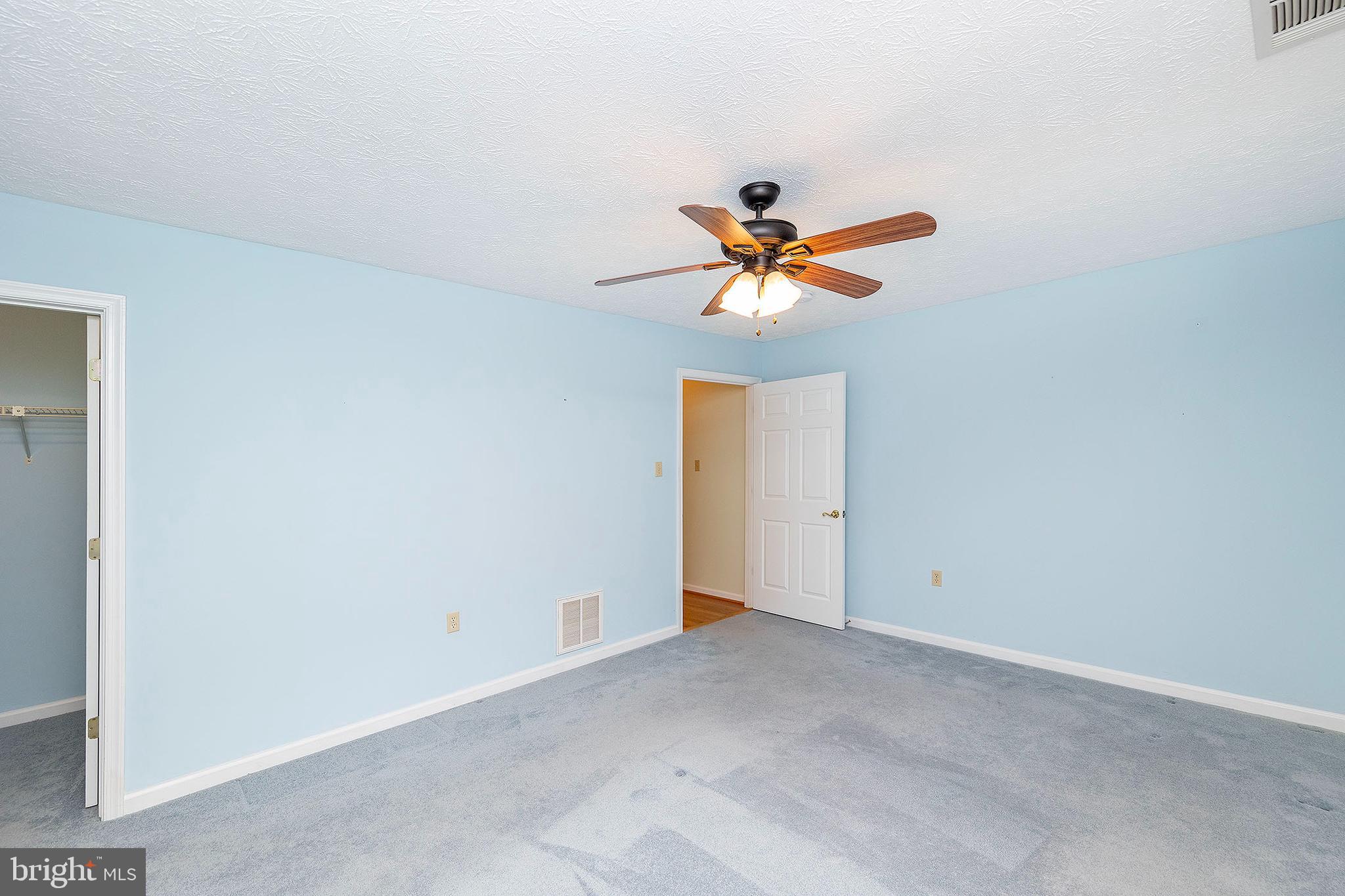 CROSS CREEK VILLAGE - Residential