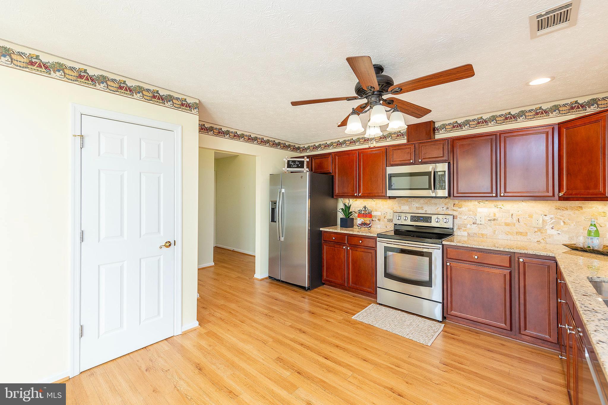 CROSS CREEK VILLAGE - Residential