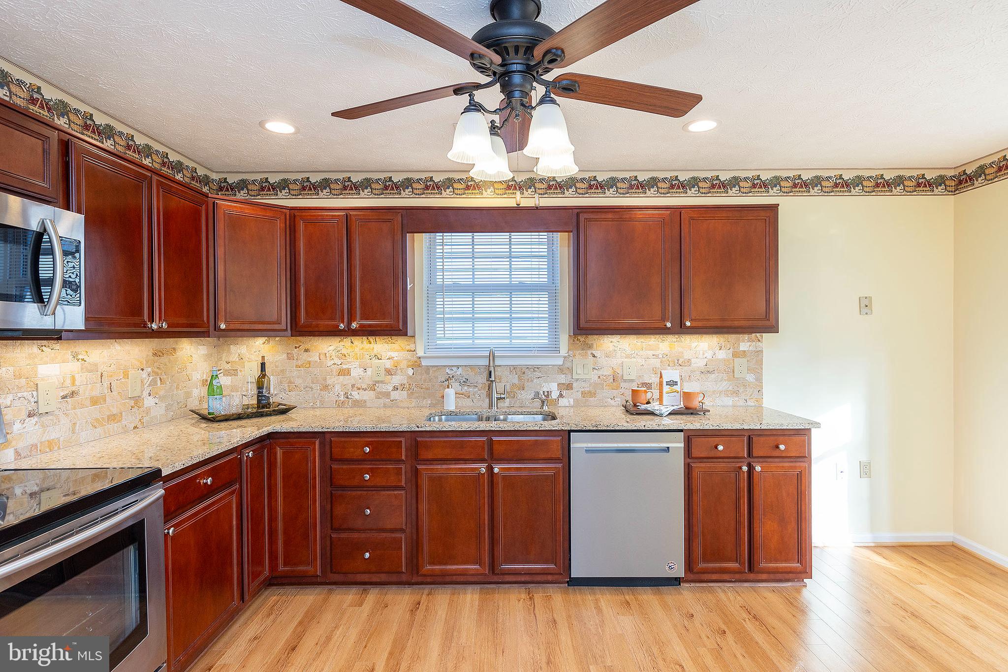 CROSS CREEK VILLAGE - Residential