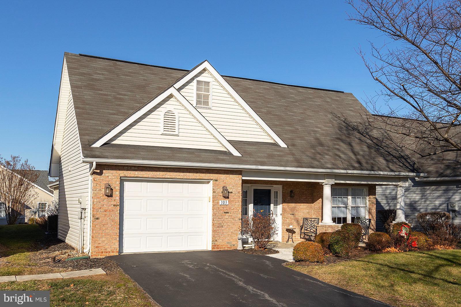 CROSS CREEK VILLAGE - Residential