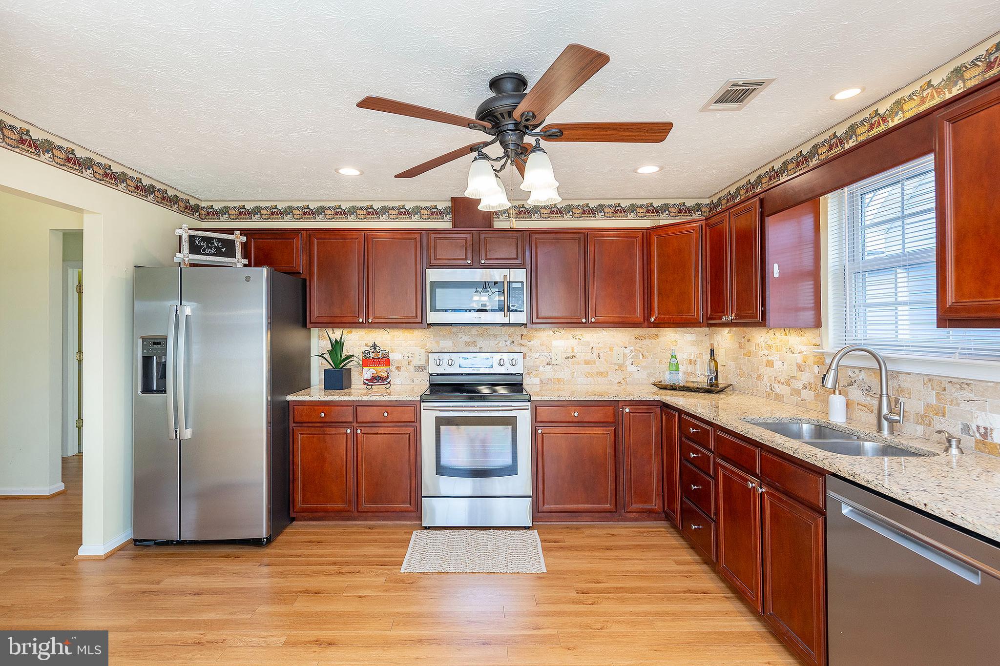 CROSS CREEK VILLAGE - Residential