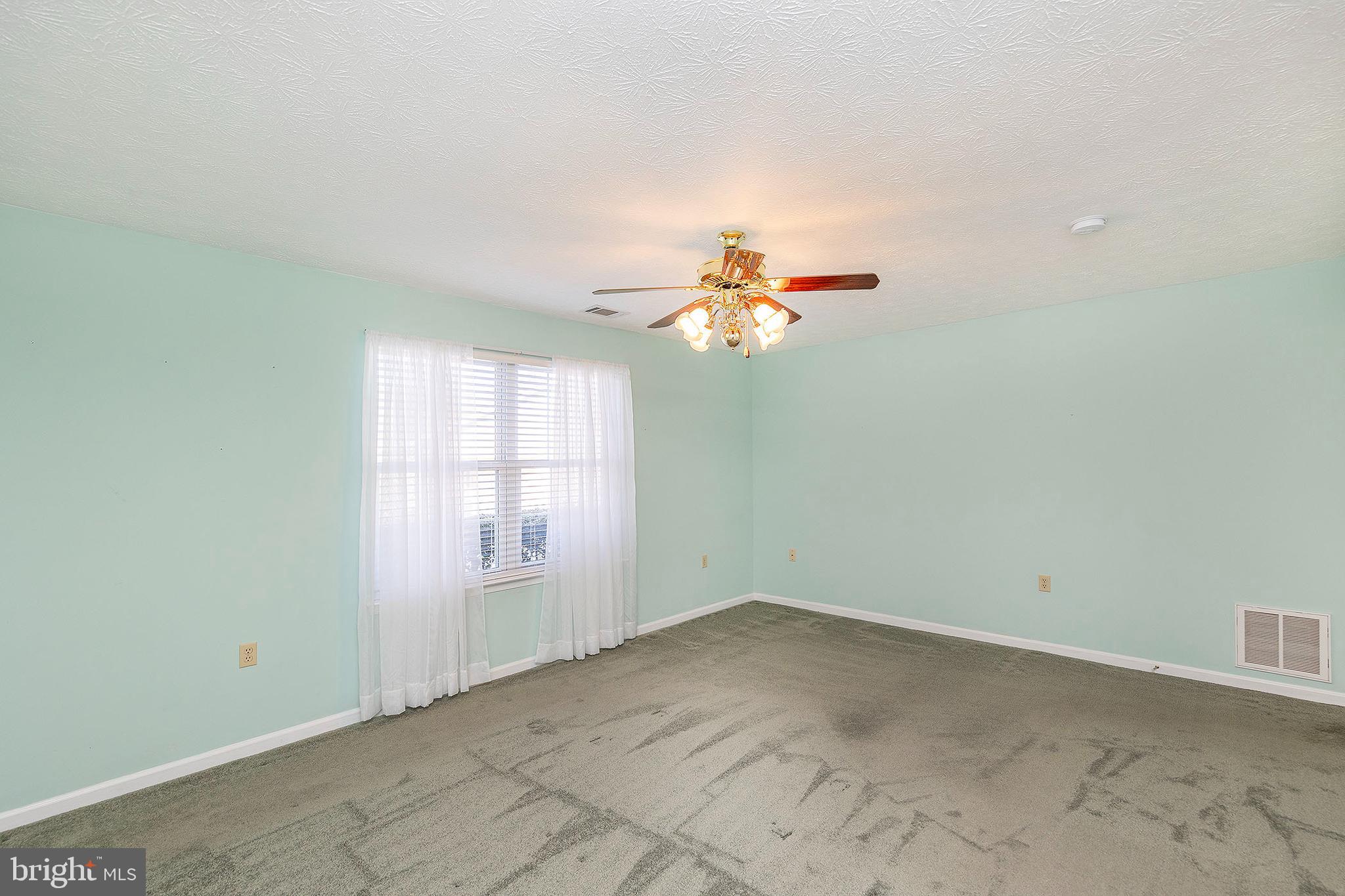 CROSS CREEK VILLAGE - Residential