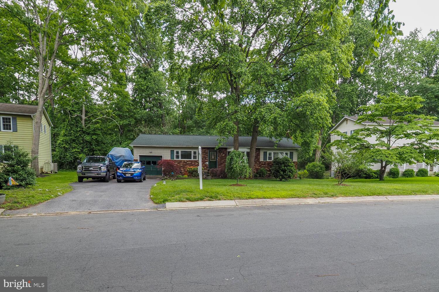 1235 LORENE DRIVE