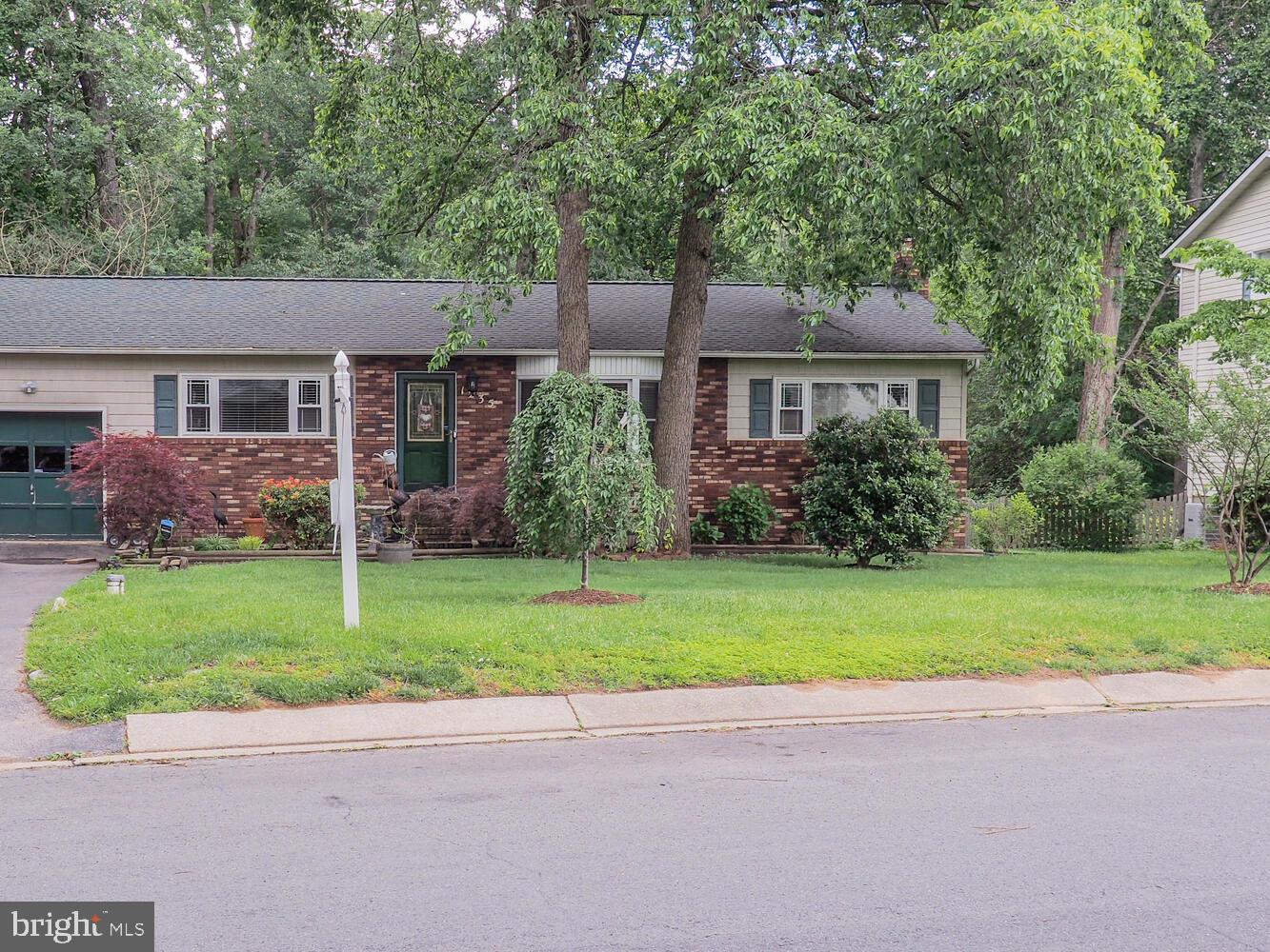 1235 LORENE DRIVE
