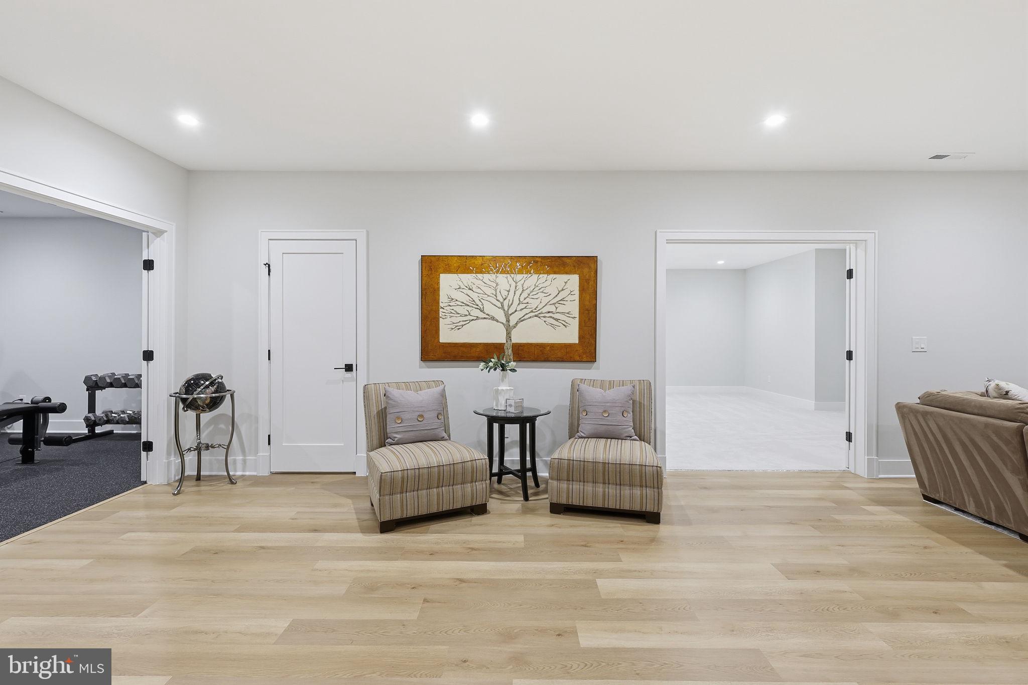 BROYHILL LANGLEY ESTATES - Residential