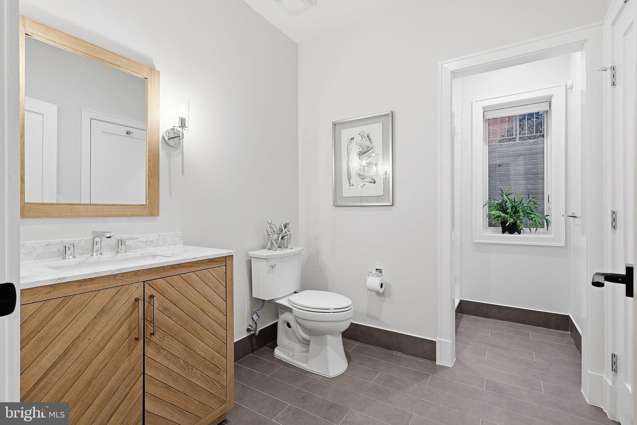 BROYHILL LANGLEY ESTATES - Residential