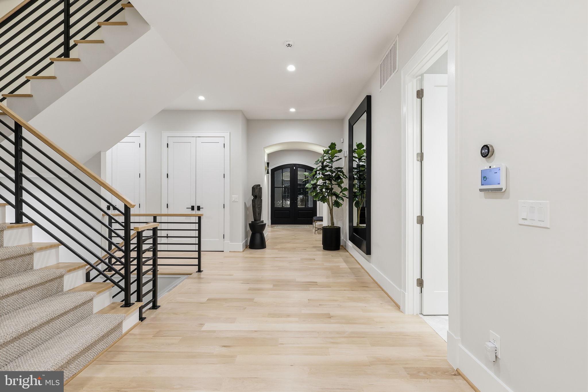 BROYHILL LANGLEY ESTATES - Residential