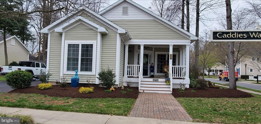 Photo of 33754 Caddies Way, MILLSBORO, DE 19966 (MLS # DESU2103206)