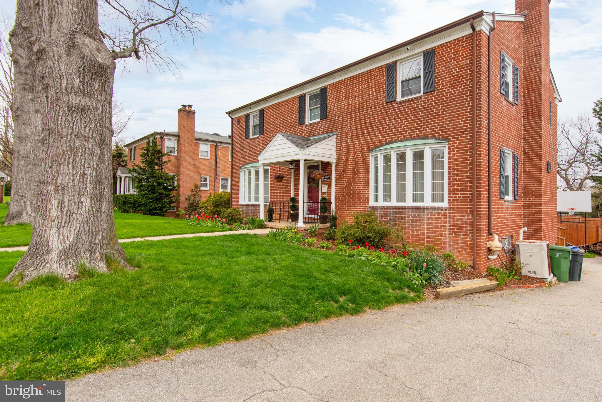 GREATER HOMELAND HISTORIC DISTRICT - Residential