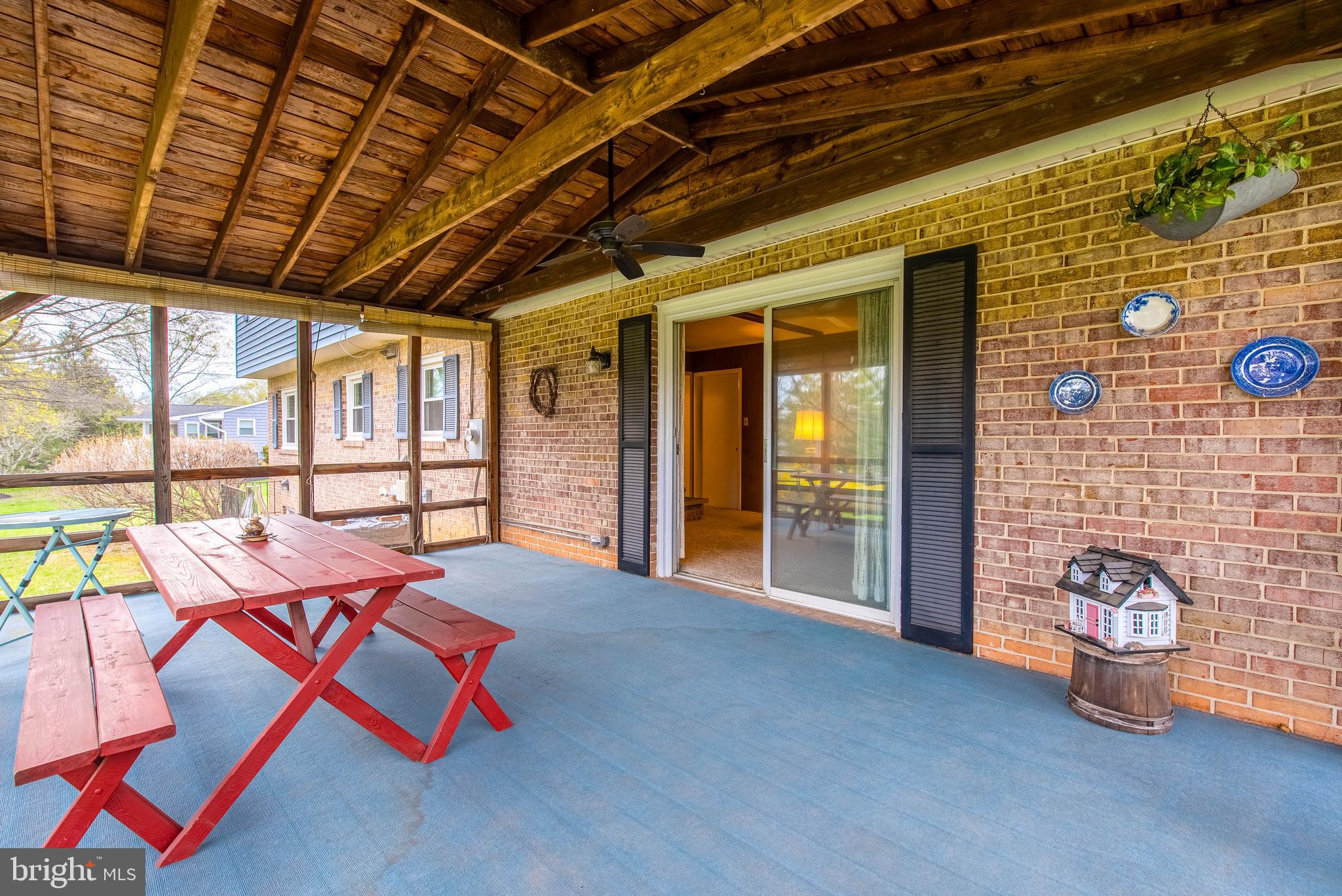 HAMMOND VILLAGE - Residential