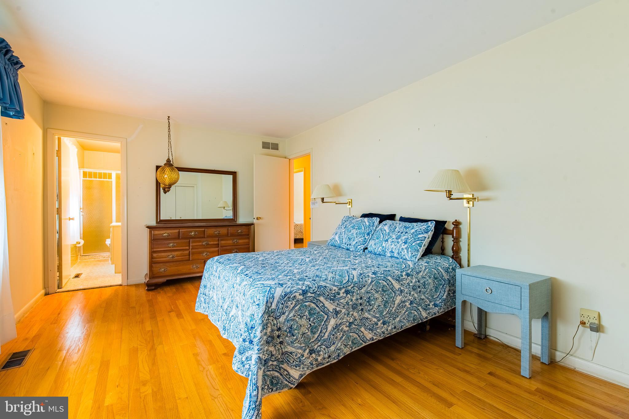 HAMMOND VILLAGE - Residential