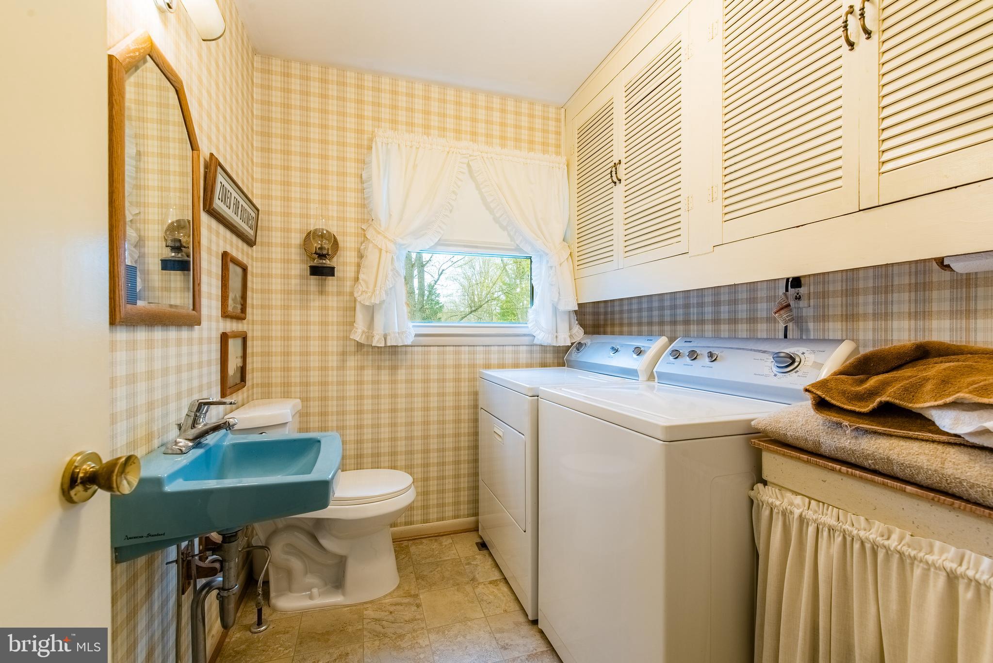 HAMMOND VILLAGE - Residential