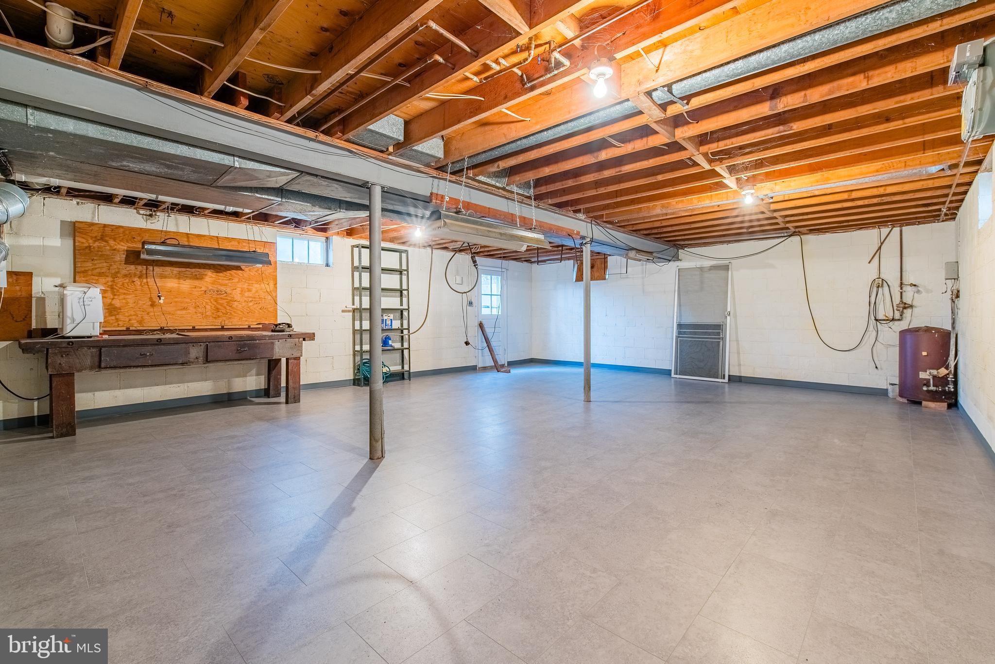 HAMMOND VILLAGE - Residential