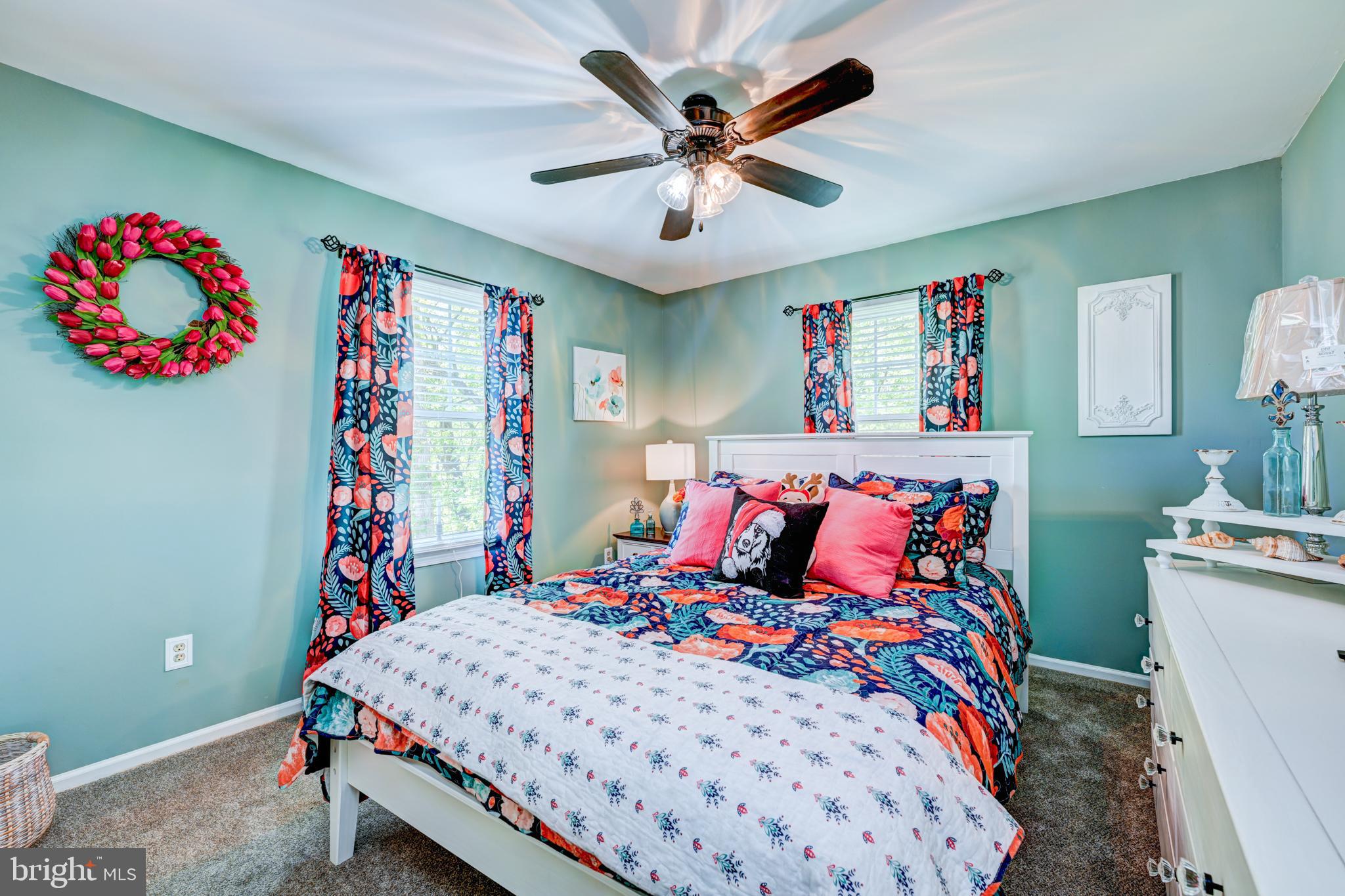 YARDLEY MDWS - Residential