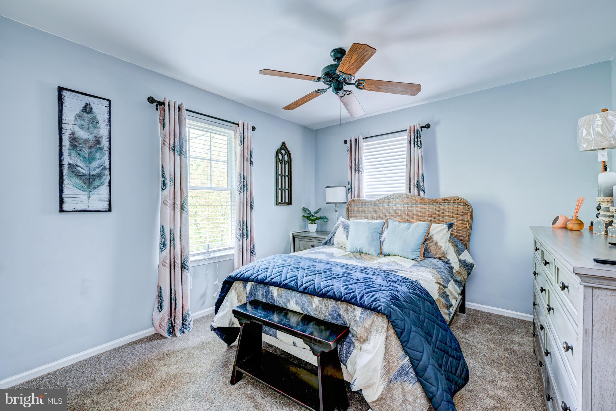 YARDLEY MDWS - Residential