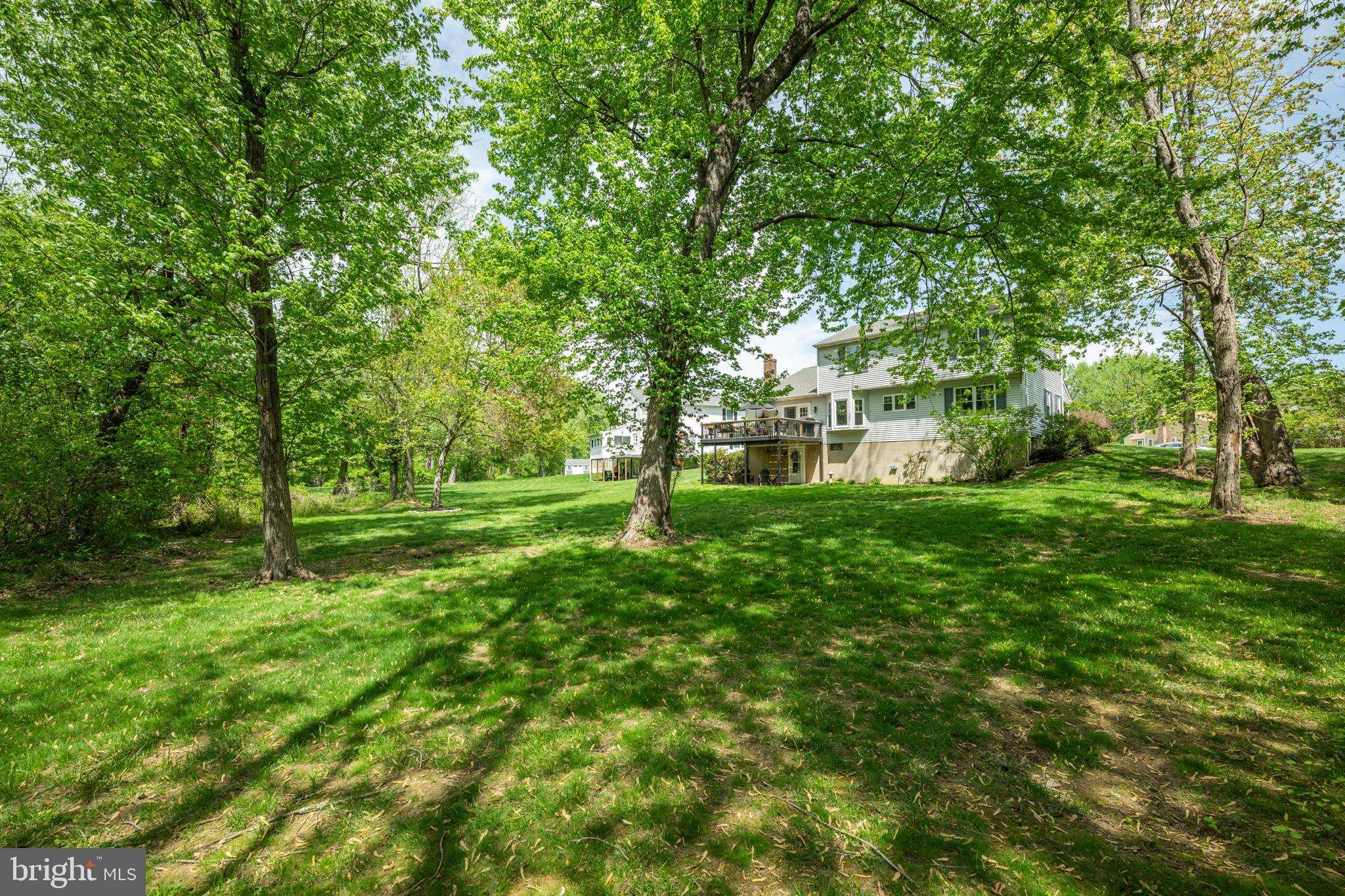 YARDLEY MDWS - Residential