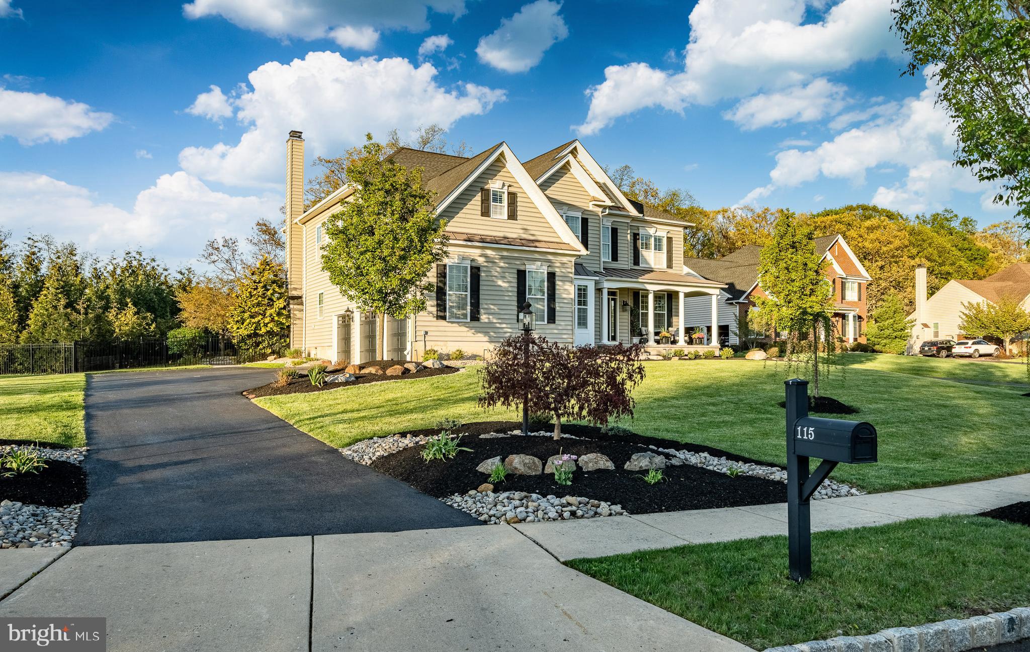 115 CHESTNUT LANE