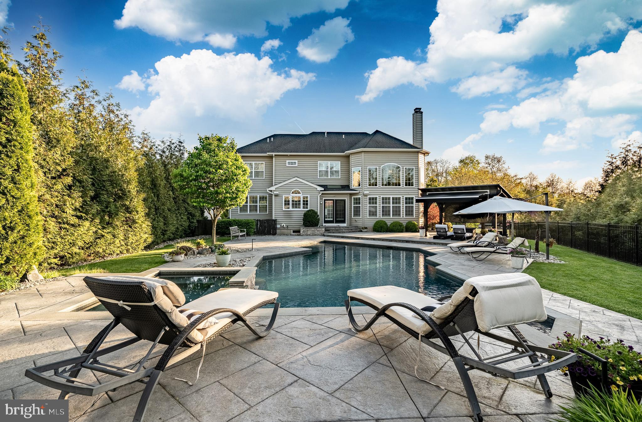 COVENTRY MEADOWS - Residential