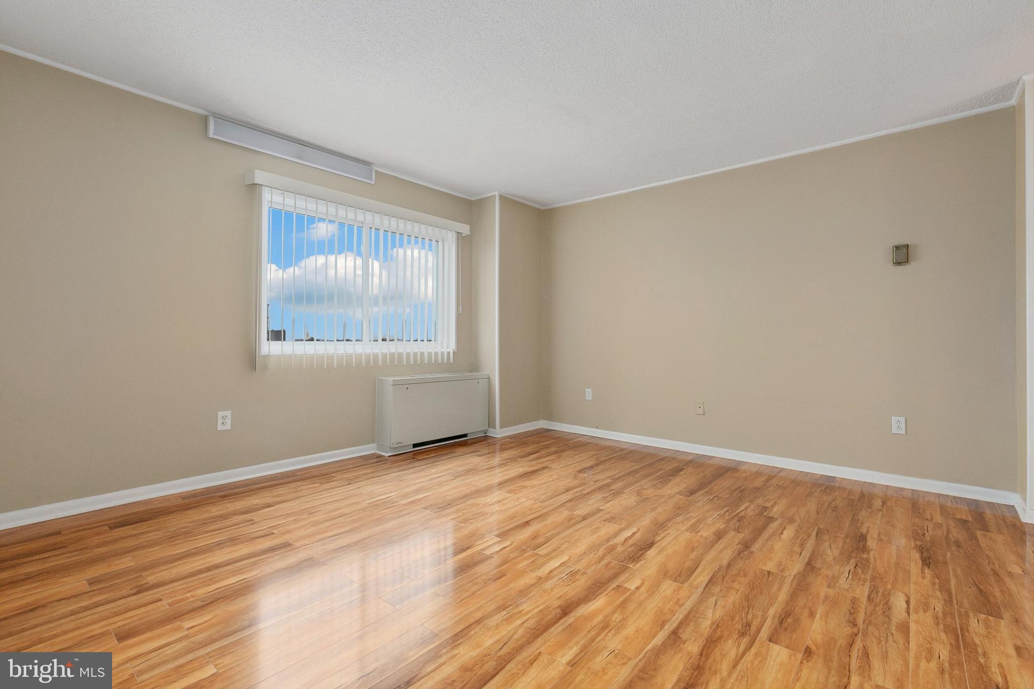 UNIVERSITY TOWERS CODM - Residential