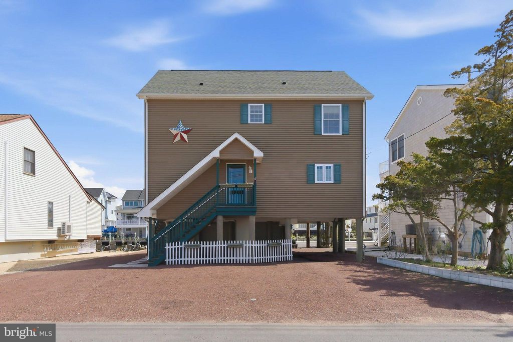 Photo of 1215 Niihau Drive, FORKED RIVER, NJ 08731 (MLS # NJOC2042140)